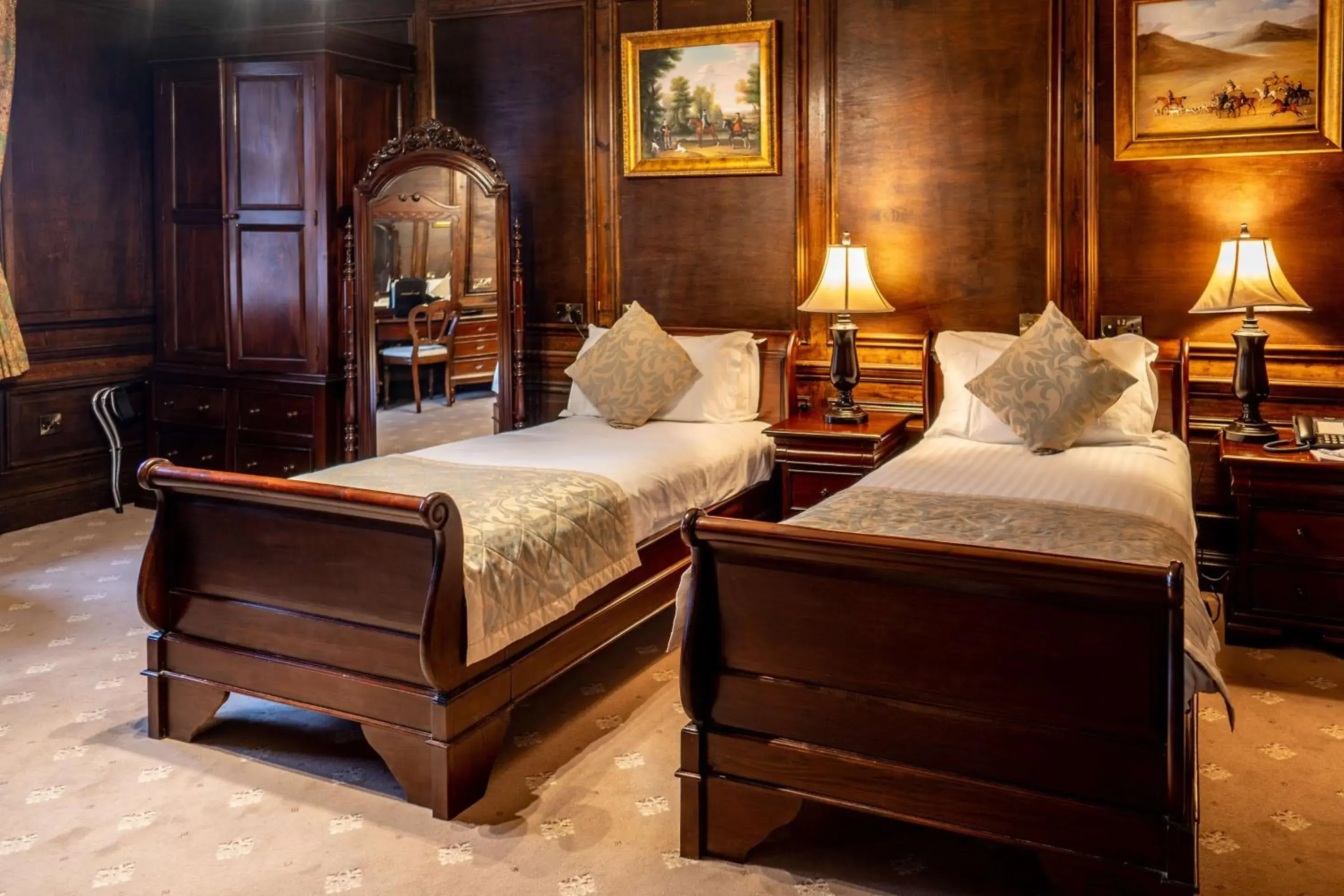 Photo of the whole room, Bed in Castle Bromwich Hall Hotel, BW Signature Collection by Best Western Photo of the whole room, Bed in Castle Bromwich Hall Hotel, BW Signature Collection by Best Western