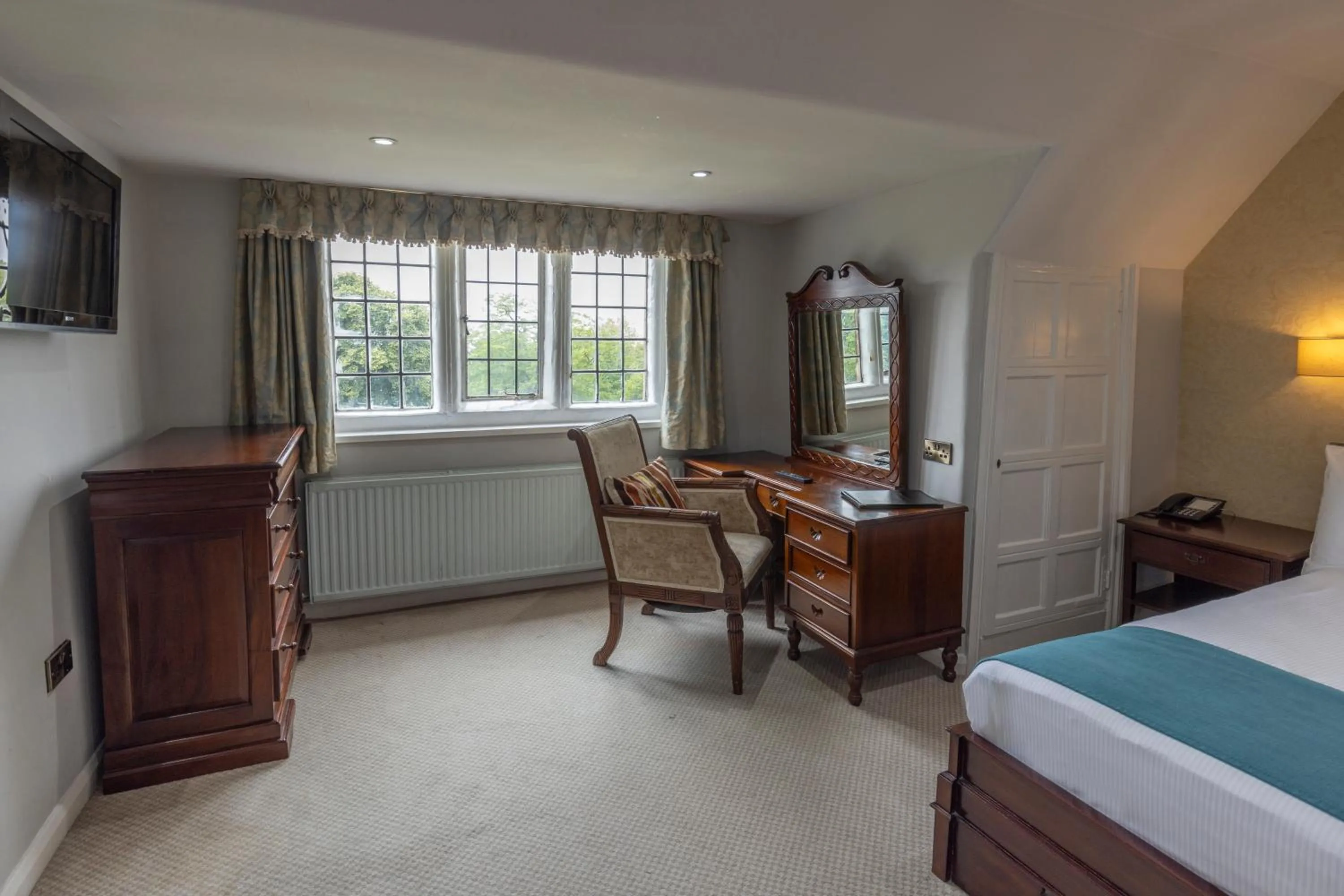 Bedroom, Bed in Castle Bromwich Hall Hotel, BW Signature Collection by Best Western