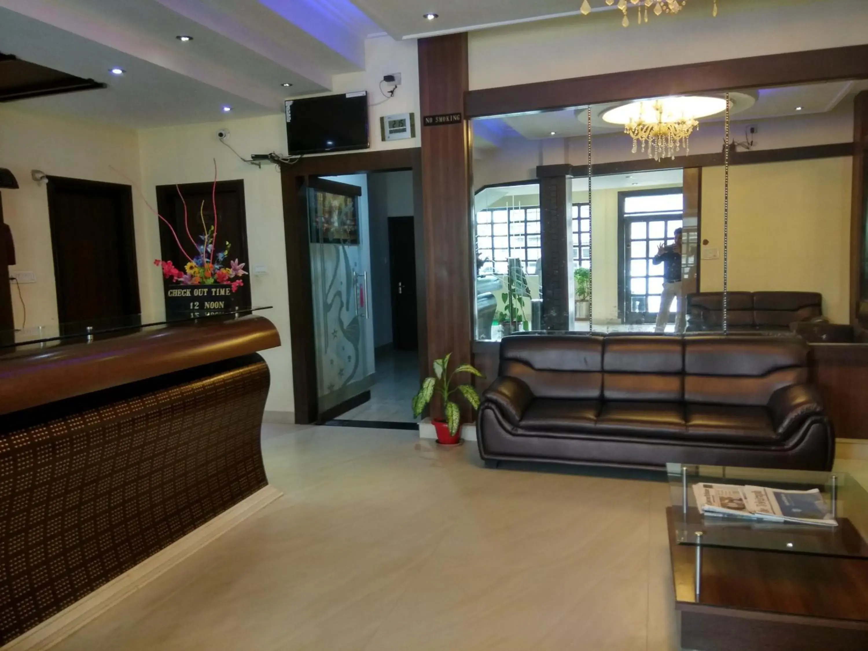 Lobby or reception in Hotel Raj Palace Lobby or reception in Hotel Raj Palace