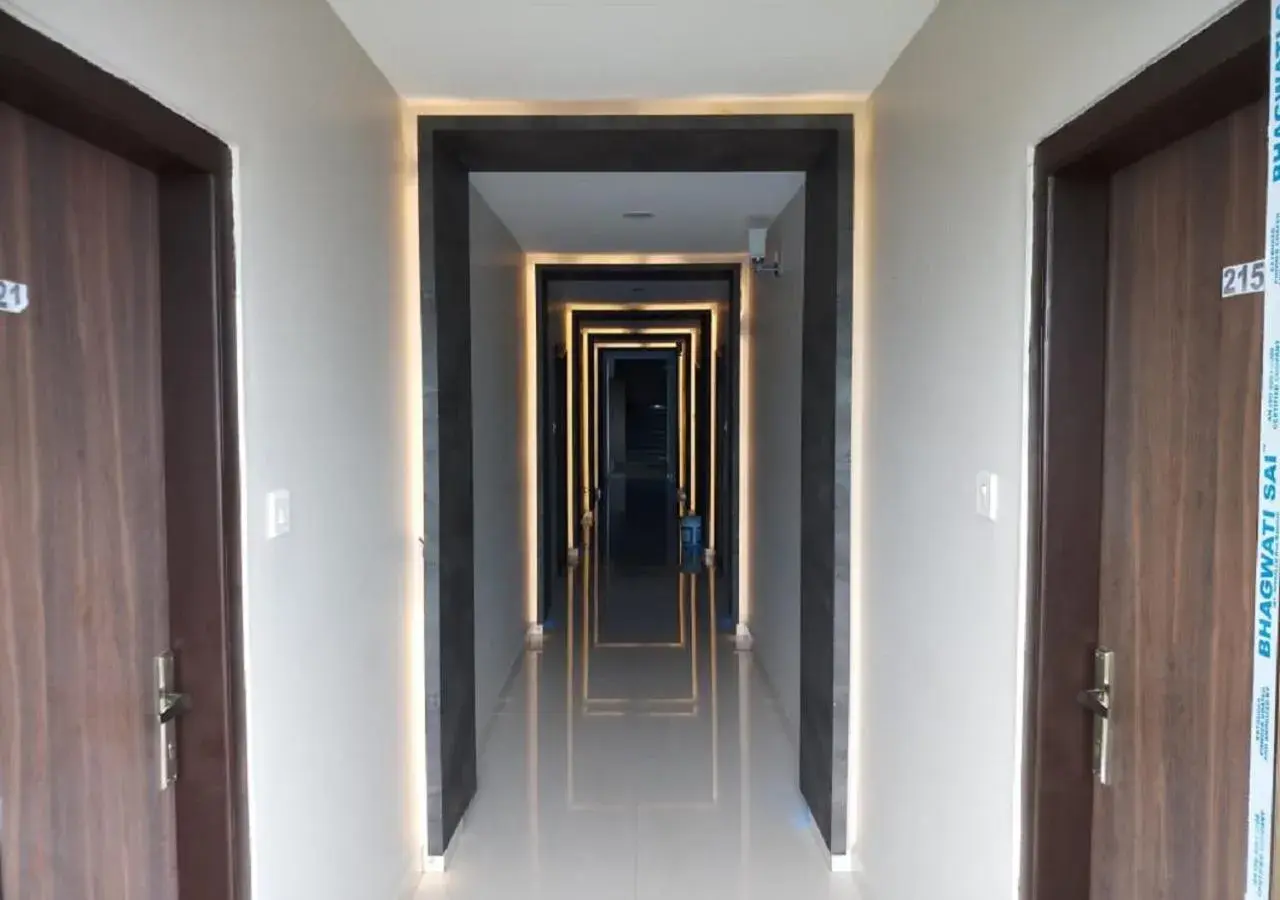 Lobby or reception in Hotel Raj Palace Lobby or reception in Hotel Raj Palace