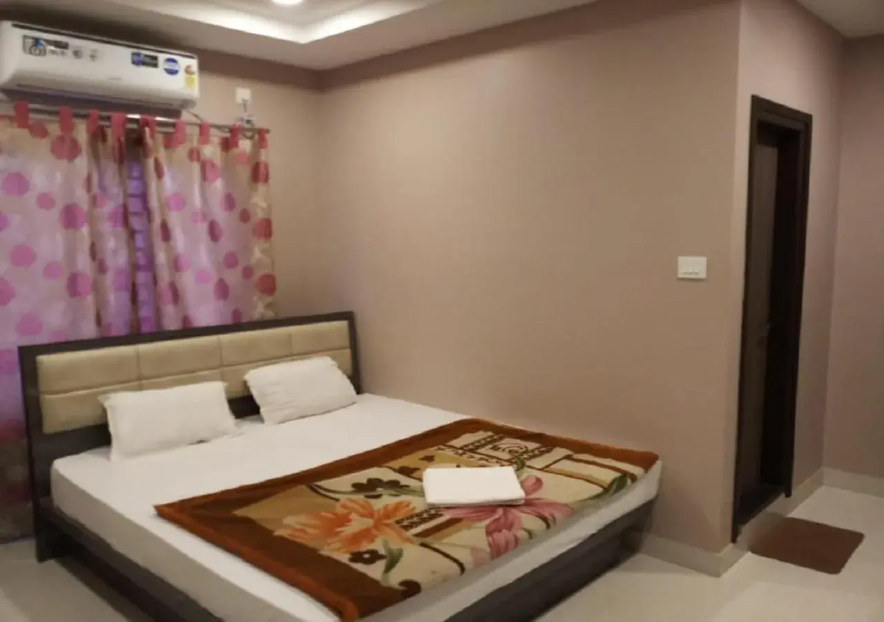 Bed in Hotel Raj Palace Bed in Hotel Raj Palace