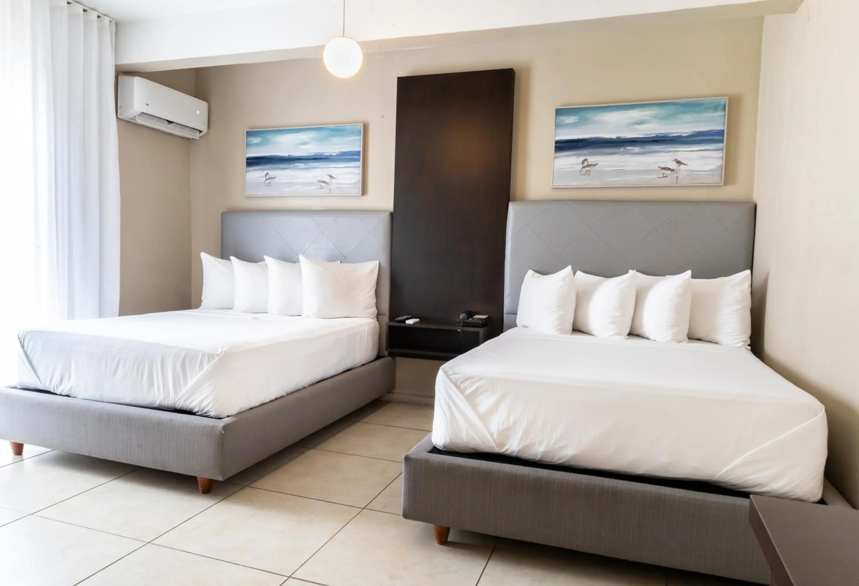 Photo of the whole room, Bed in Villa Verde Inn