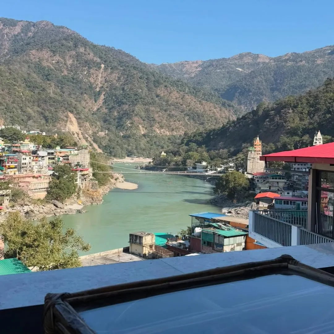 Day in Skyard Hostel Rishikesh Laxman Jhula