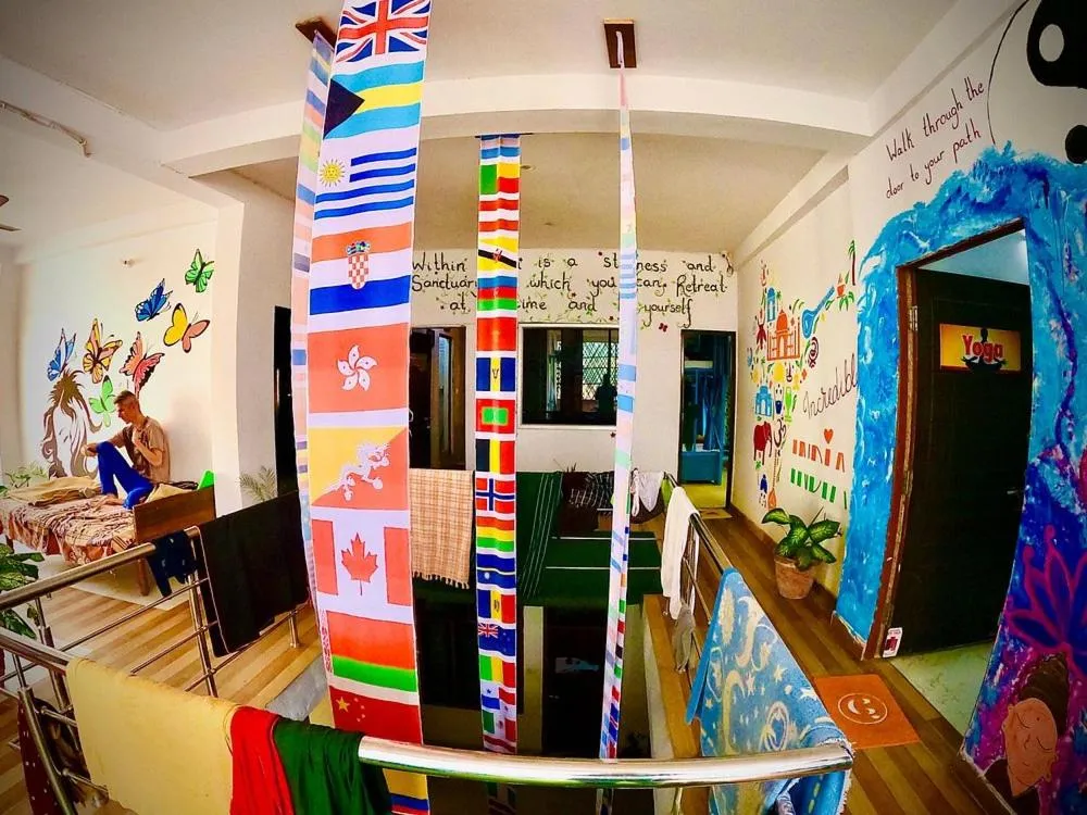 Communal lounge/ TV room in Skyard Hostel Rishikesh Laxman Jhula