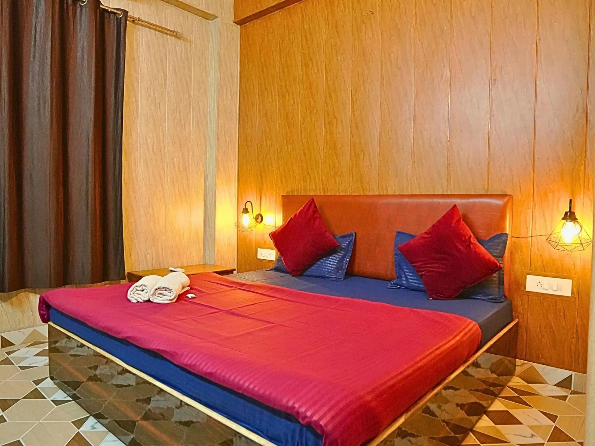 Bed in Skyard Hostel Rishikesh Laxman Jhula