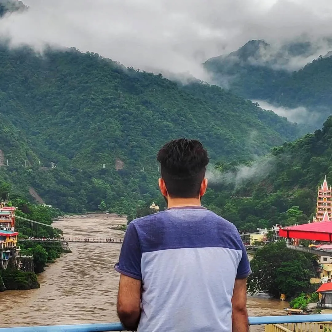 Day in Skyard Hostel Rishikesh Laxman Jhula
