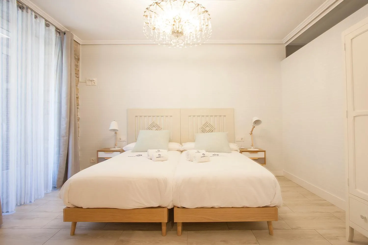 Bed in Gerezi - Basque Stay