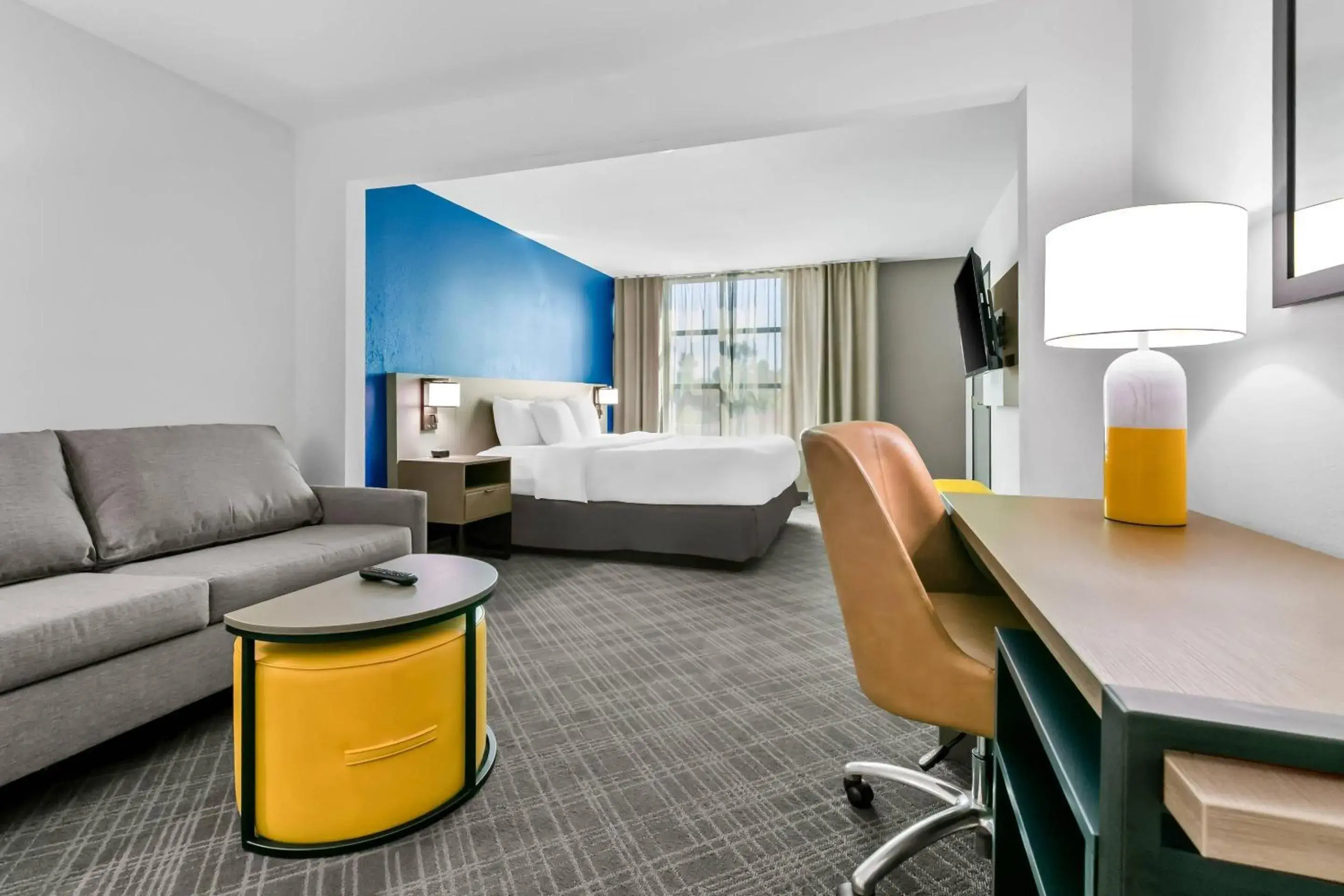 Bedroom, Bed in Comfort Inn & Suites Grand Blanc-Flint Bedroom, Bed in Comfort Inn & Suites Grand Blanc-Flint