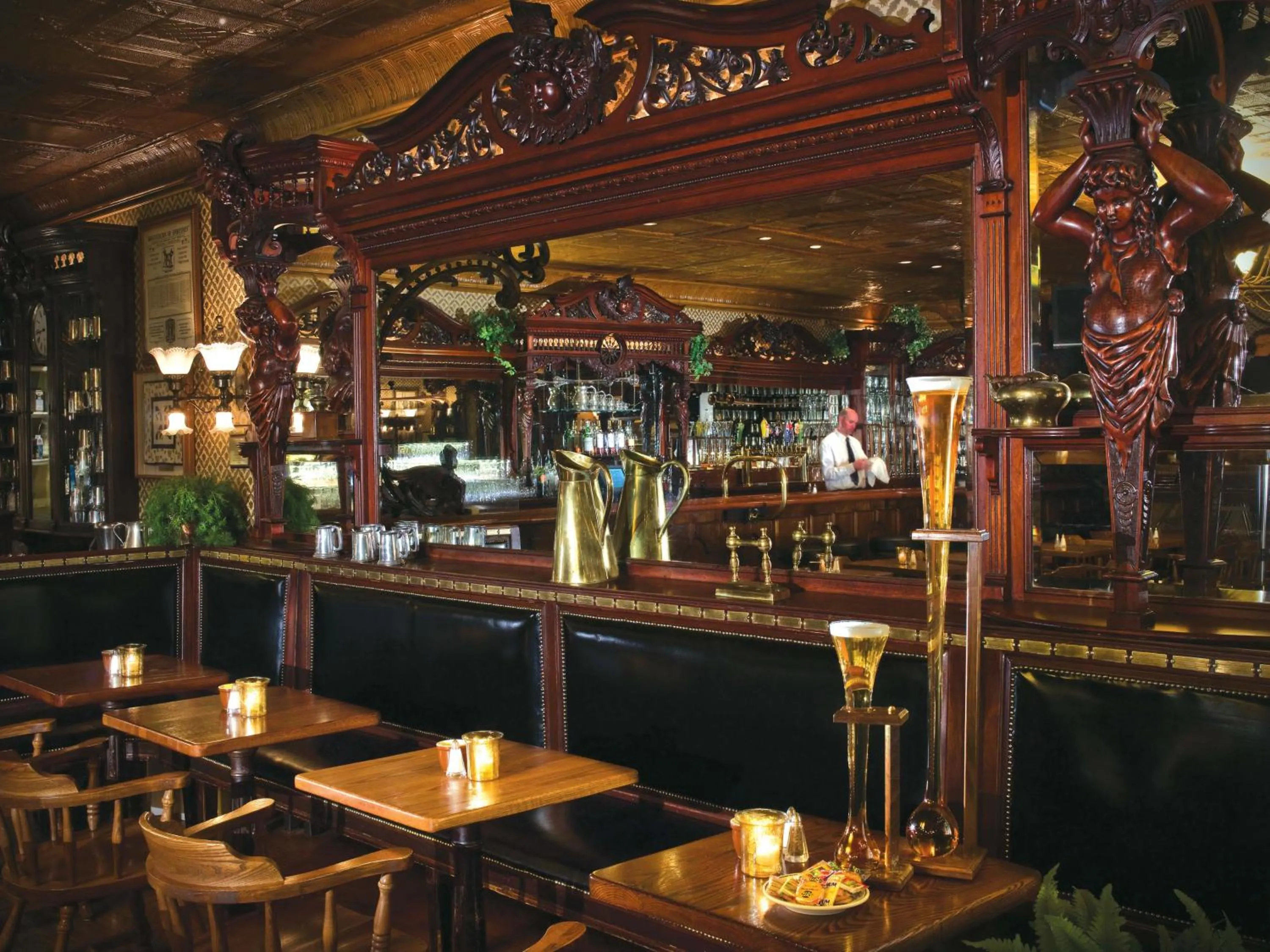 Lounge or bar in The Broadmoor