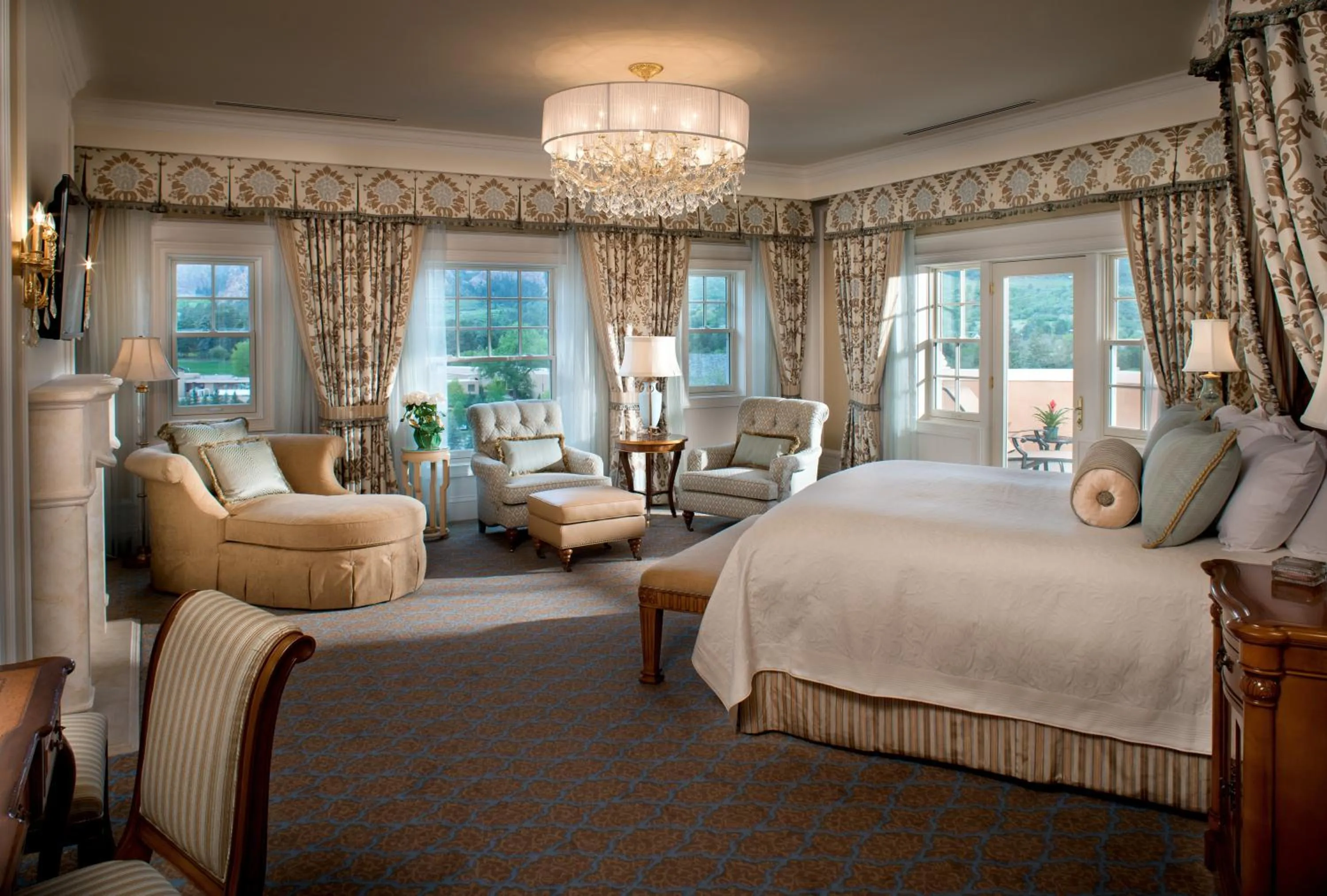 Bedroom, Bed in The Broadmoor