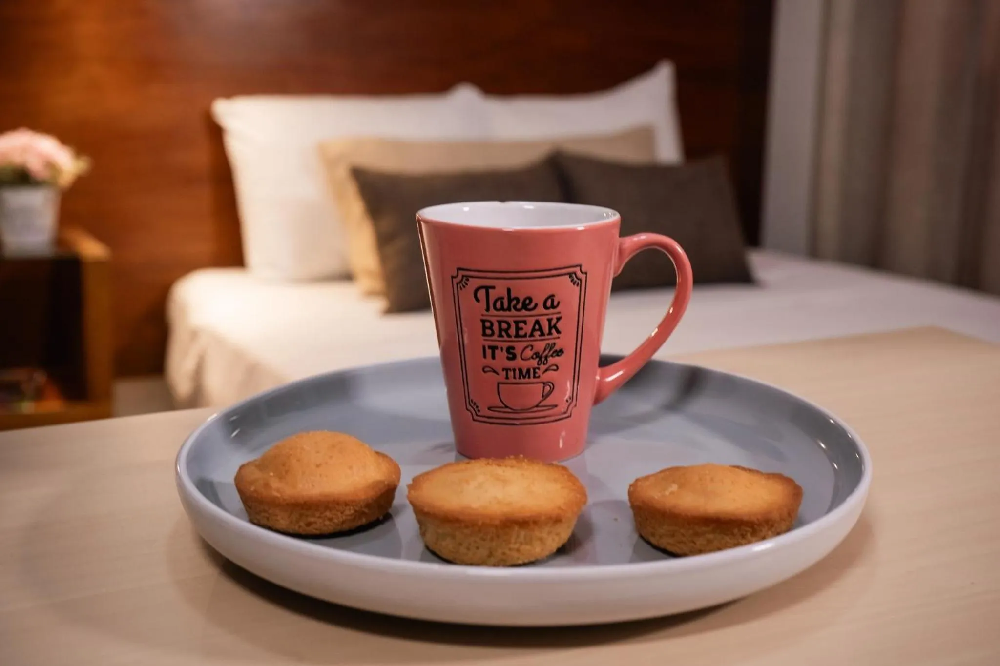 Bed in Hotel del Carmen, en el Centro- DESAYUNO Incluido !