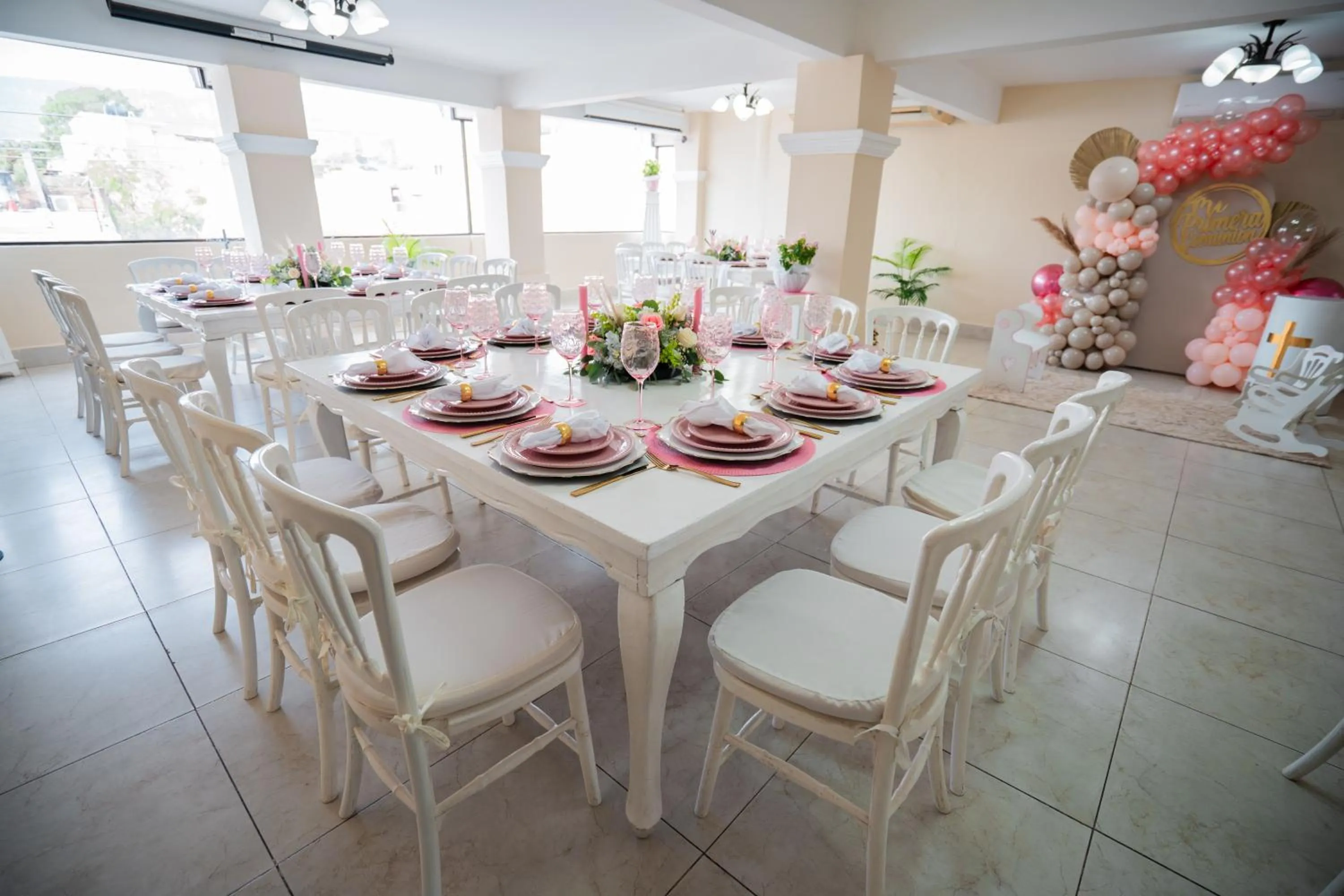 Meeting/conference room in Hotel del Carmen, en el Centro- DESAYUNO Incluido !