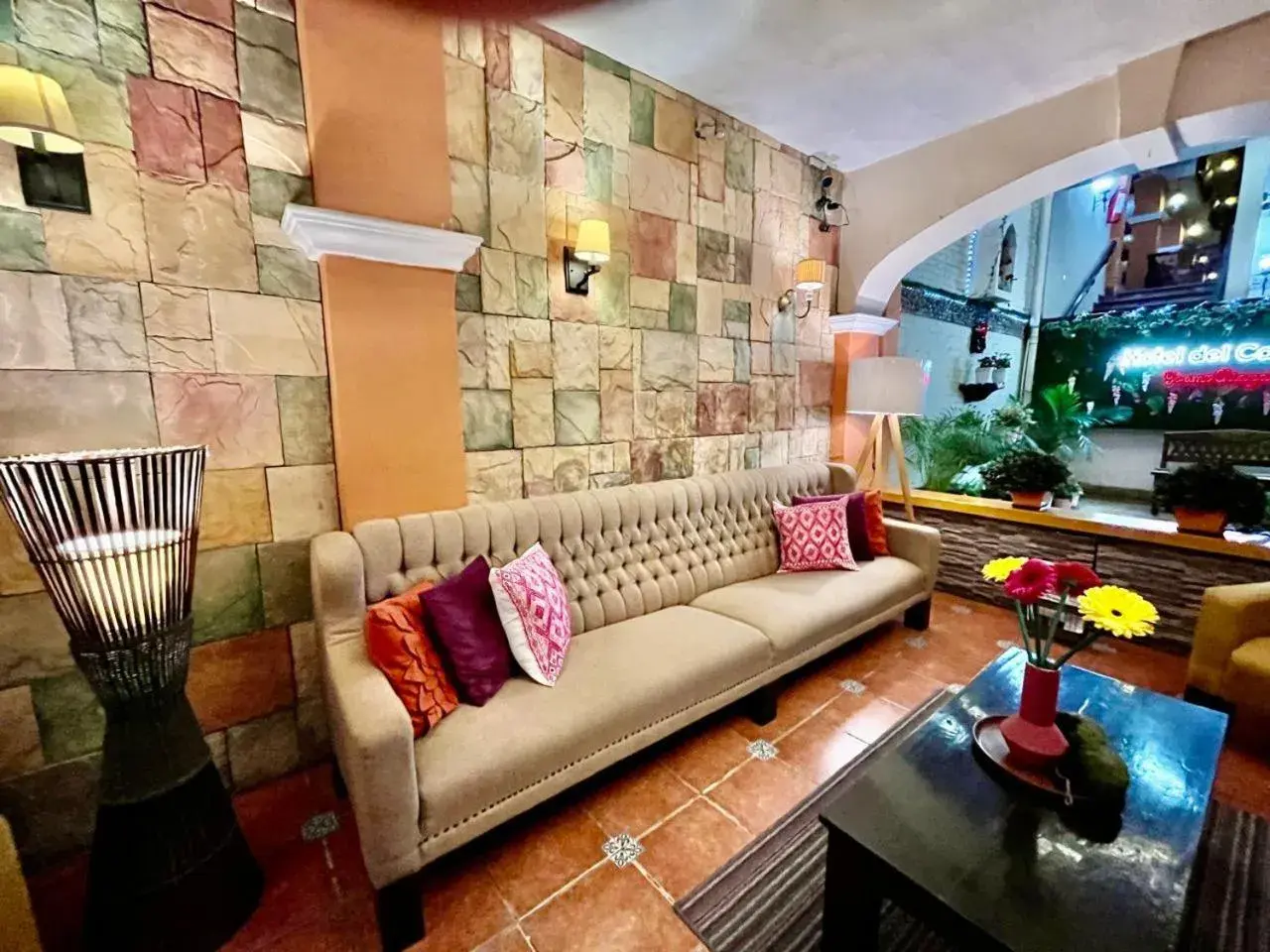 Property building in Hotel del Carmen, en el Centro- DESAYUNO Incluido ! Property building in Hotel del Carmen, en el Centro- DESAYUNO Incluido !