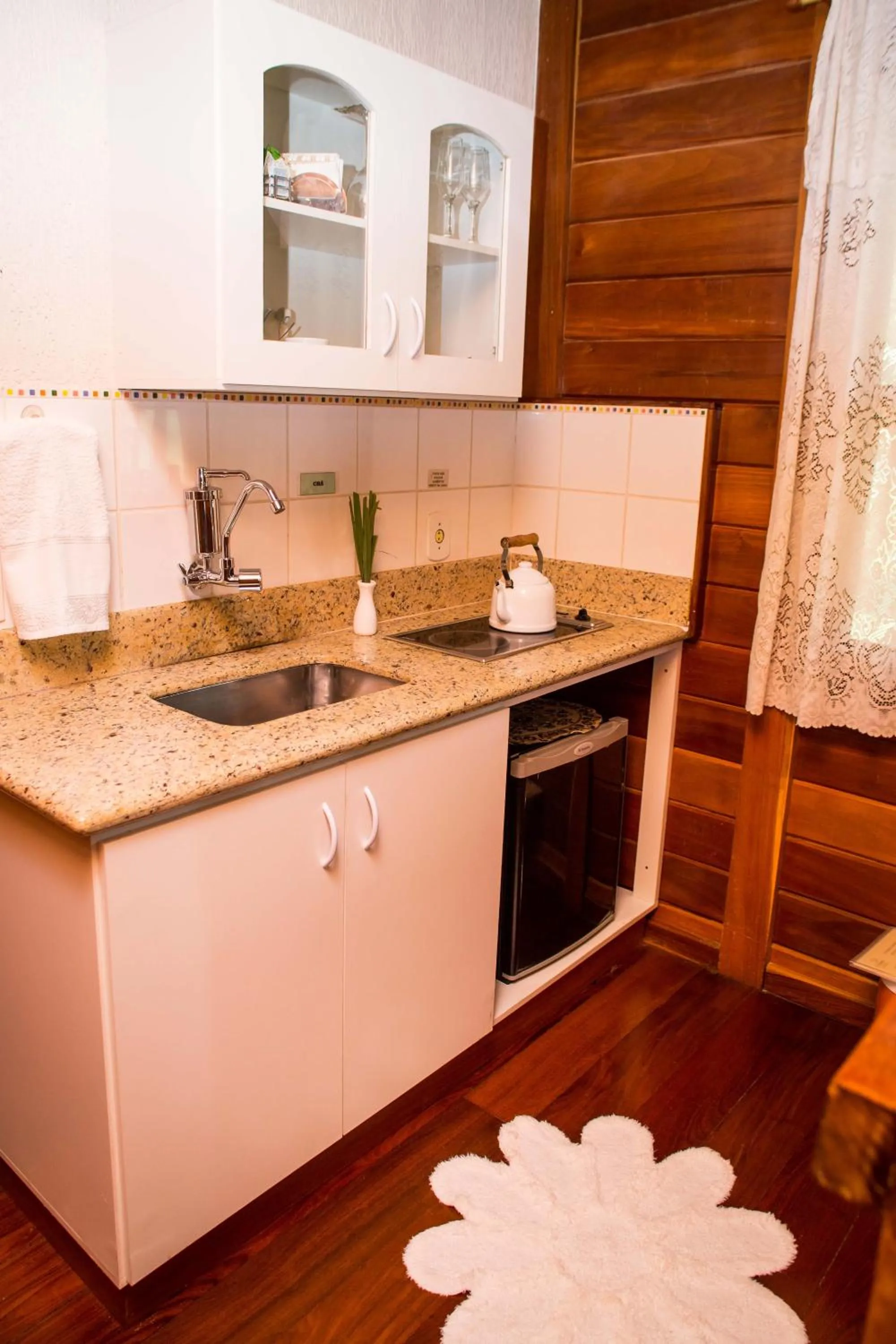 Kitchen or kitchenette in Chez Domaine Pousada Organica
