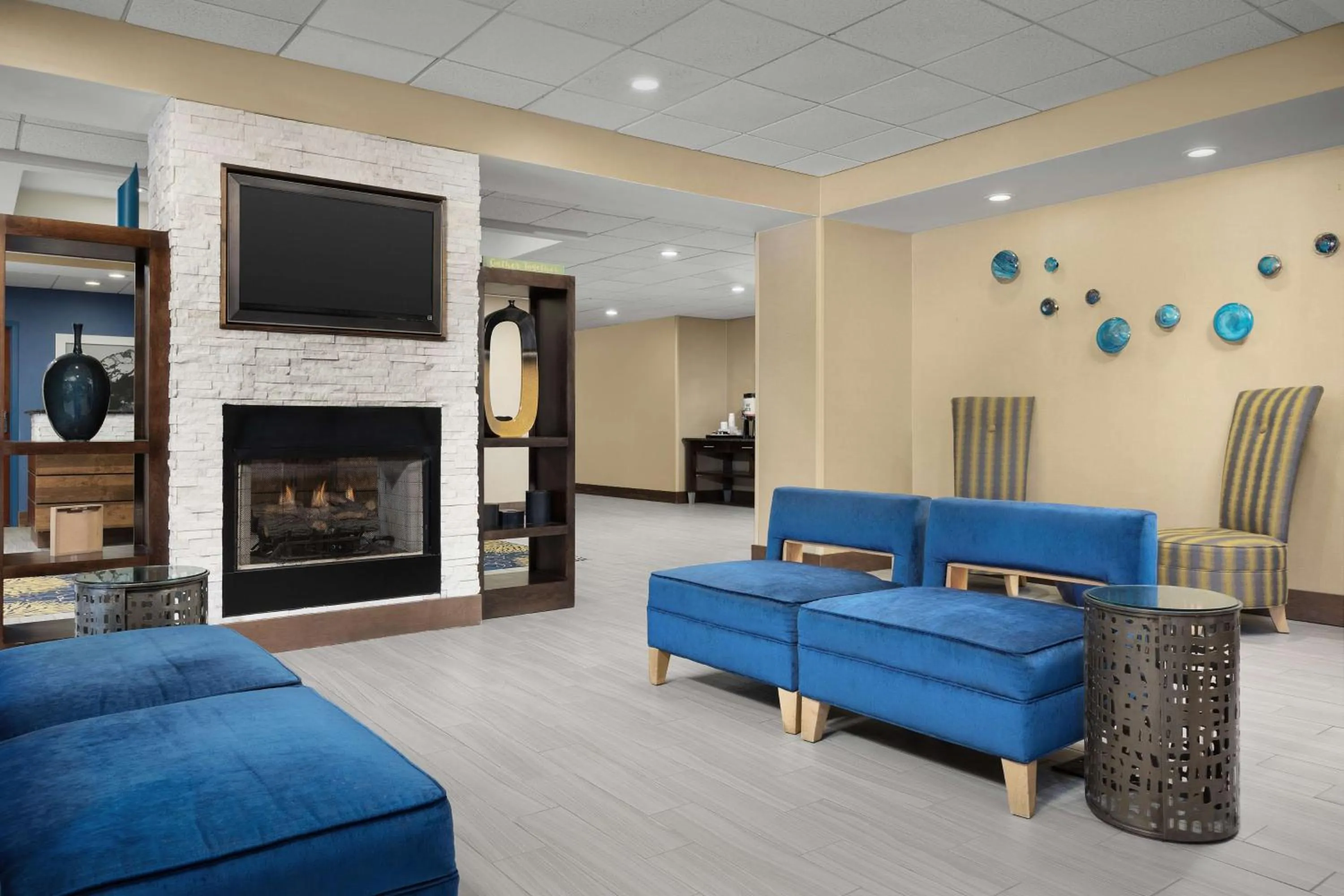 Lobby or reception in Hampton Inn Syracuse Clay