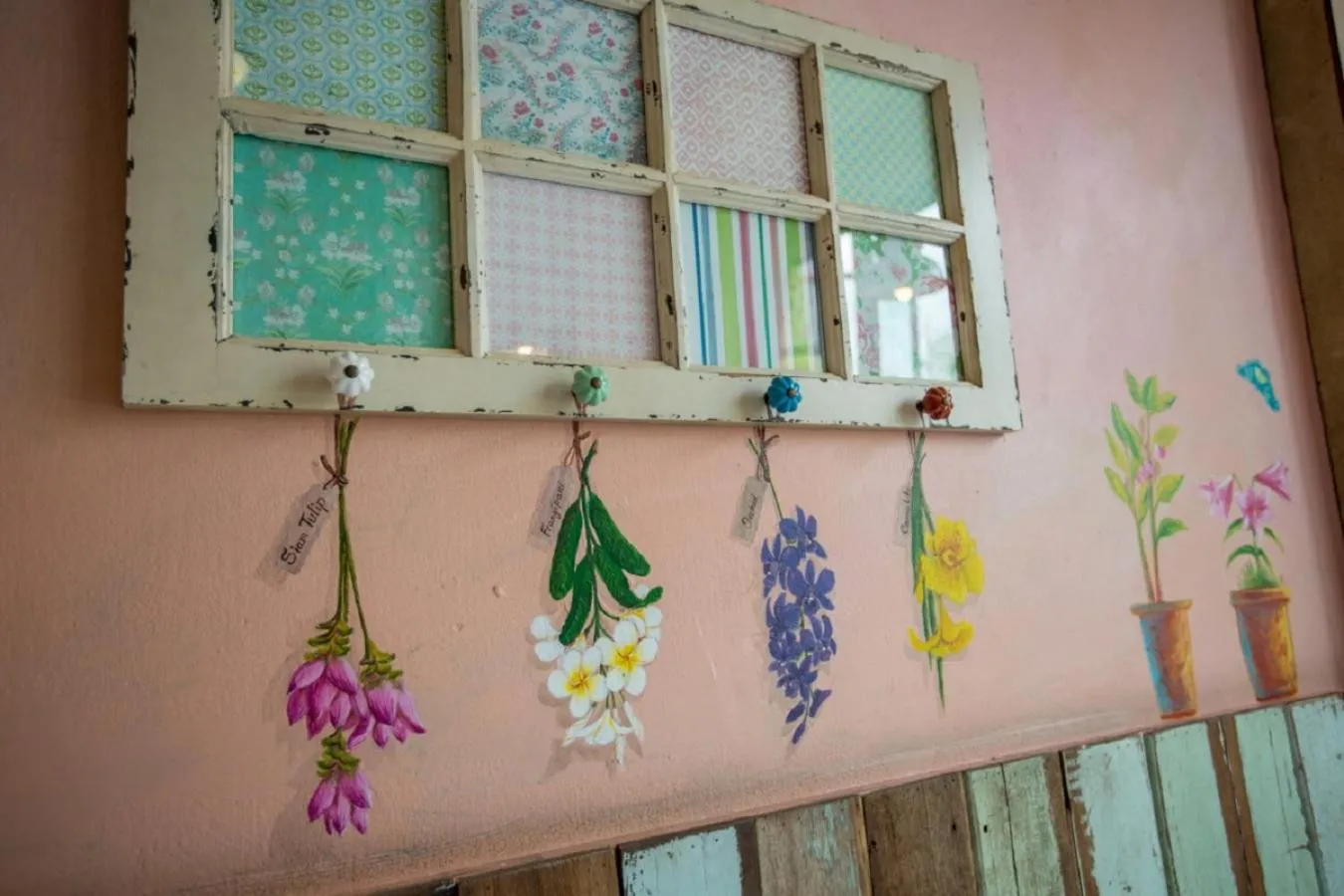 Photo of the whole room in Phranakorn-Nornlen