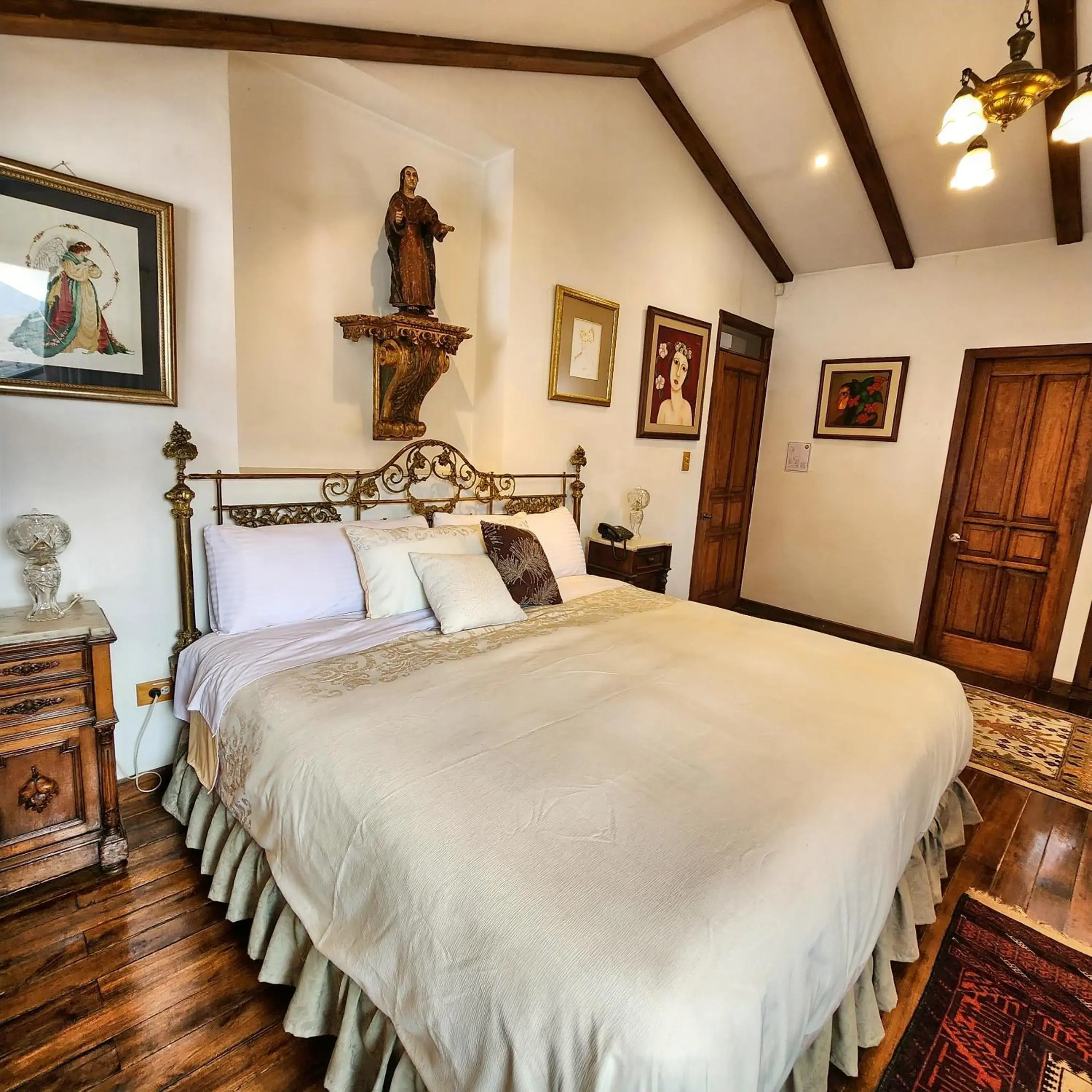 Deluxe King Room in Hotel Boutique Casa San Marcos Deluxe King Room in Hotel Boutique Casa San Marcos