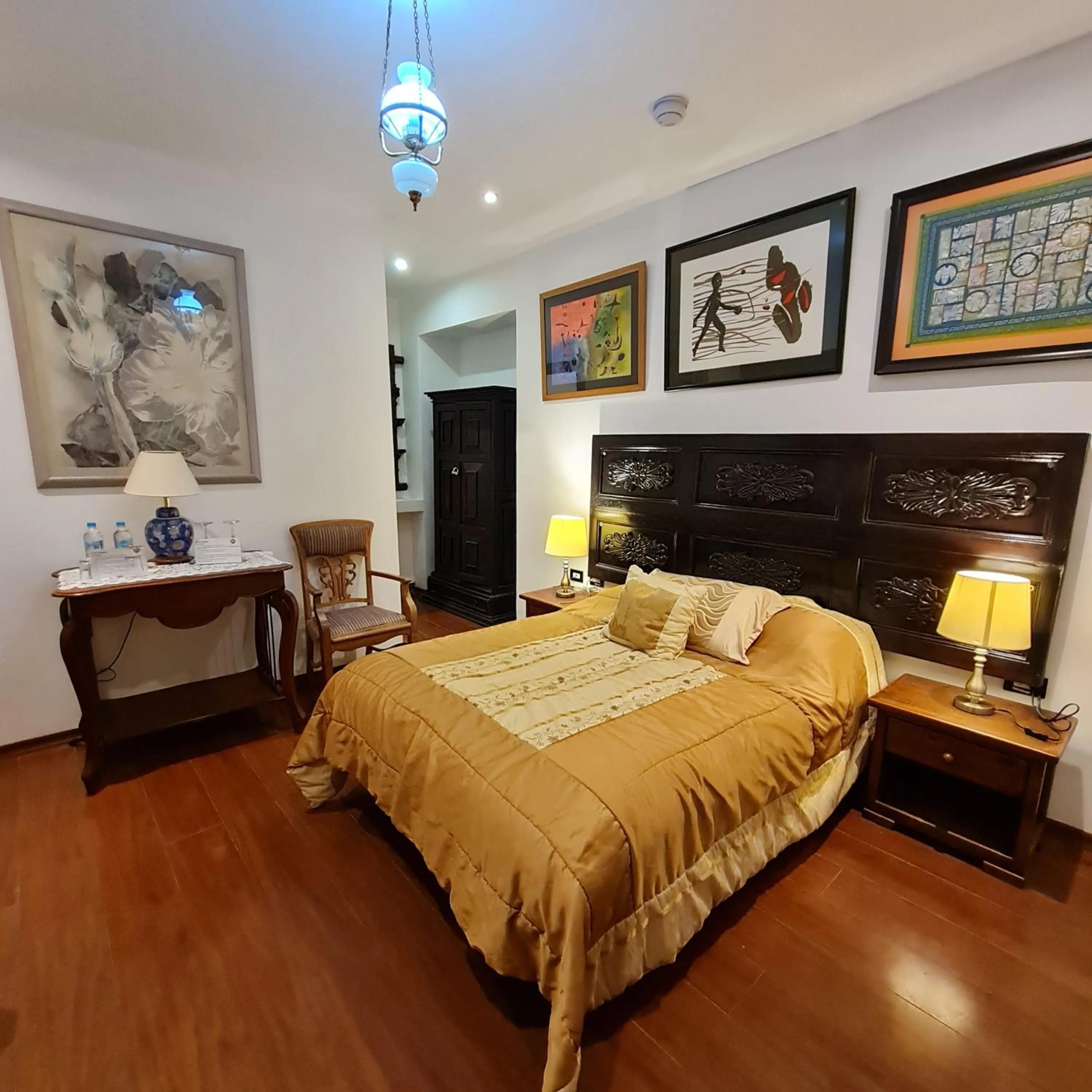 Photo of the whole room, Bed in Hotel Boutique Casa San Marcos