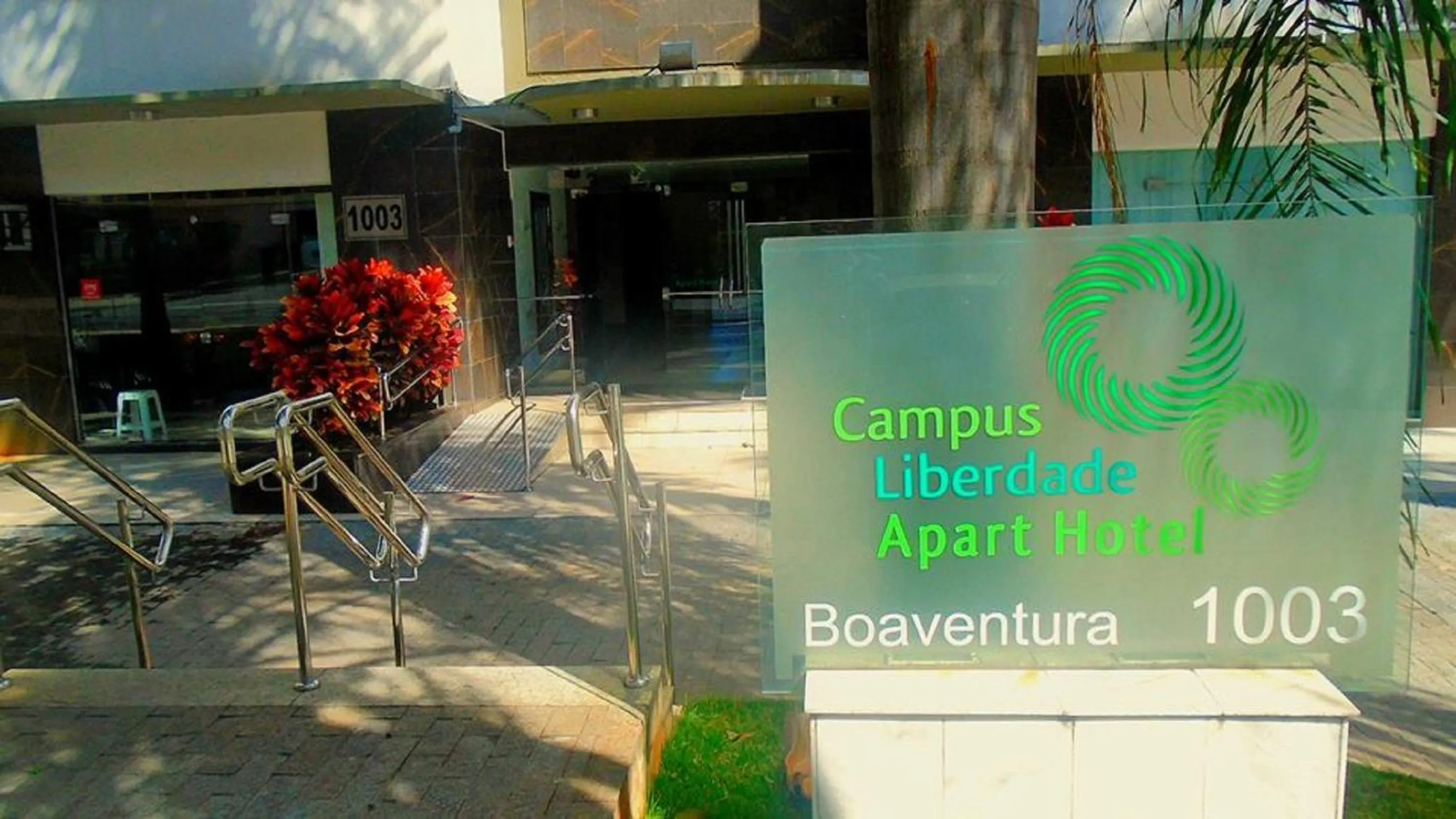 Facade/entrance in Campus Liberdade Flat