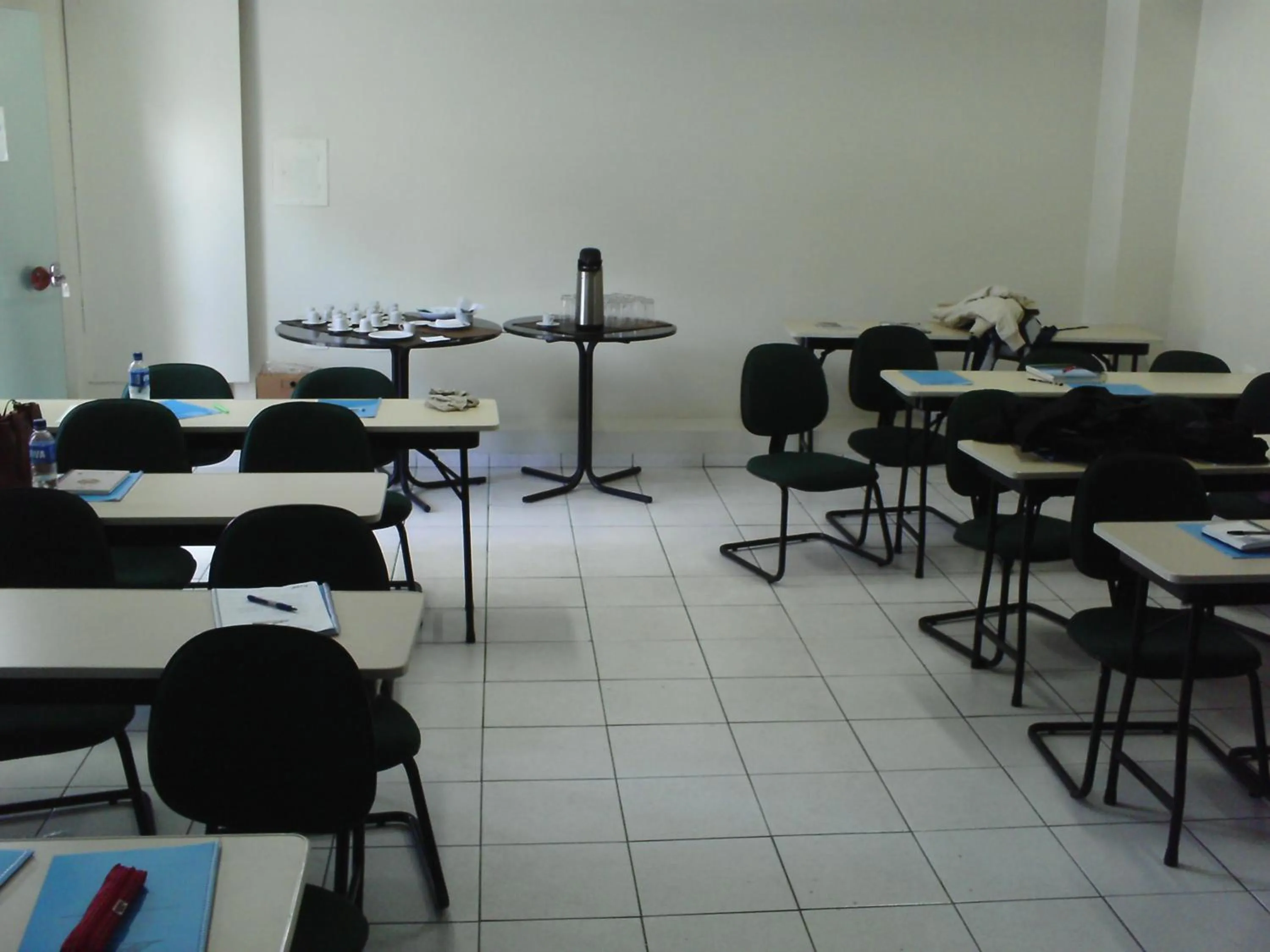 Meeting/conference room in Campus Liberdade Flat