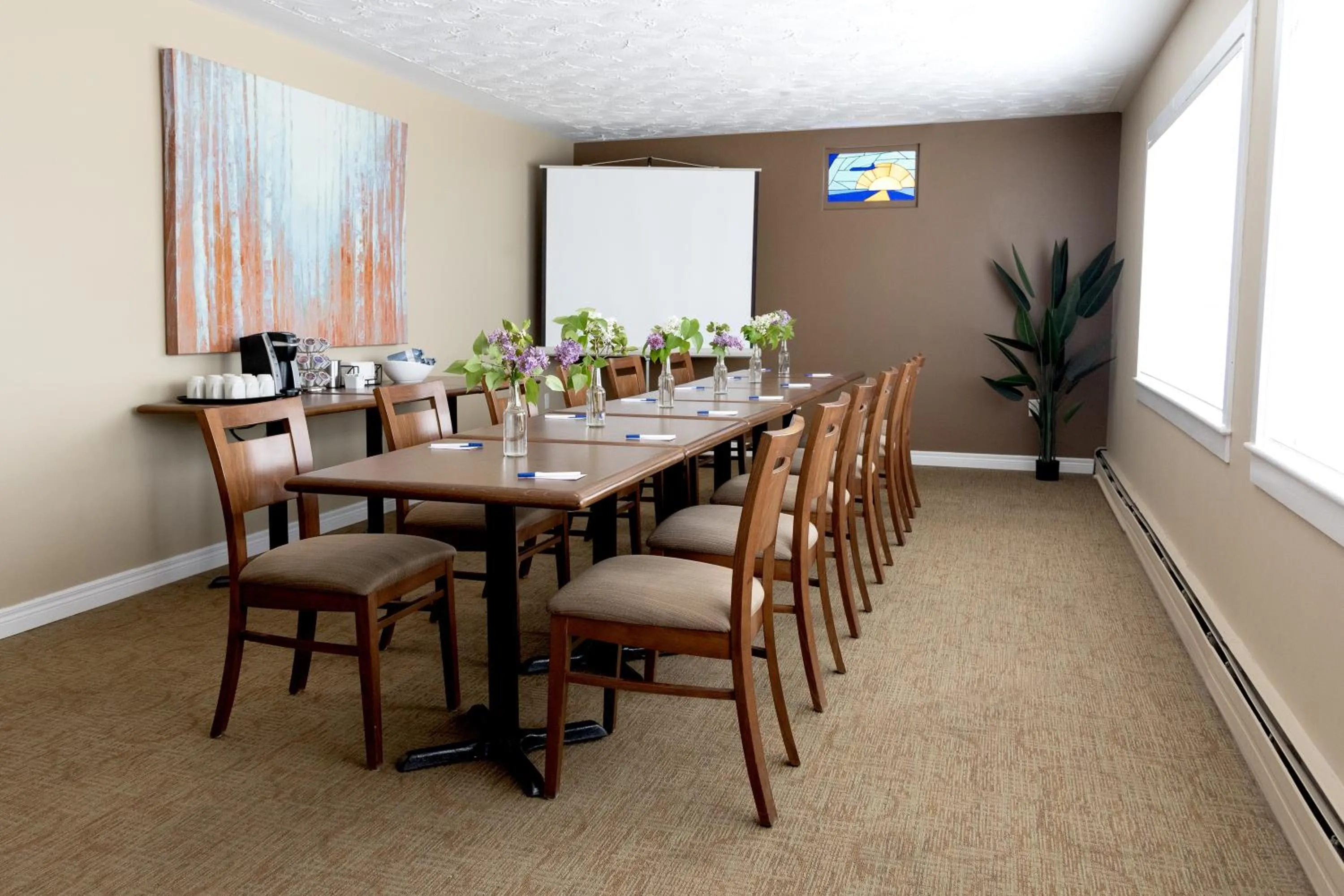 Meeting/conference room in Aurora Inn