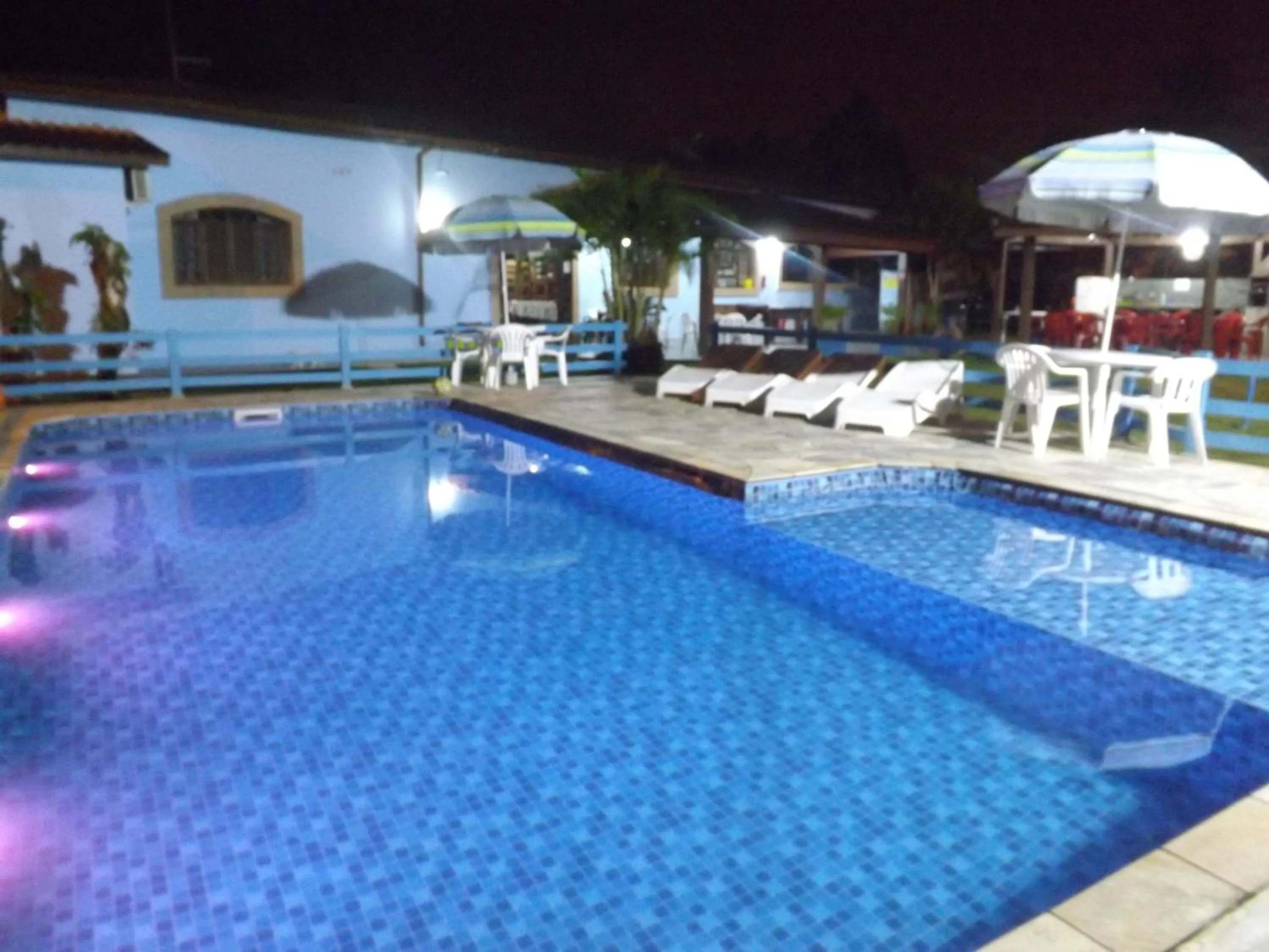 Swimming pool in Francis Hotel Pousada