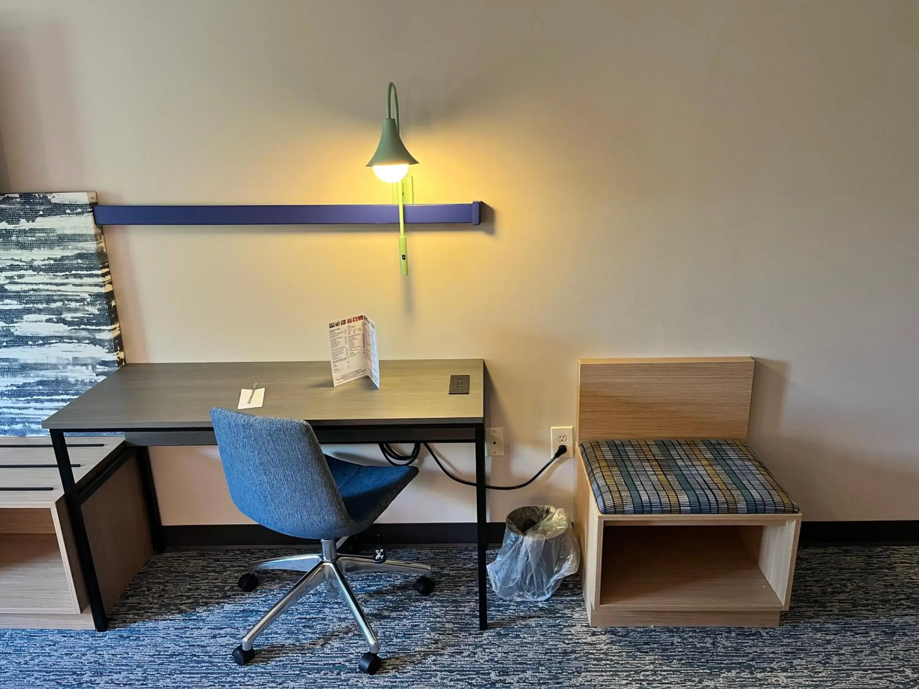 King Suite in Tapa Hotel Inn & Suites King Suite in Tapa Hotel Inn & Suites