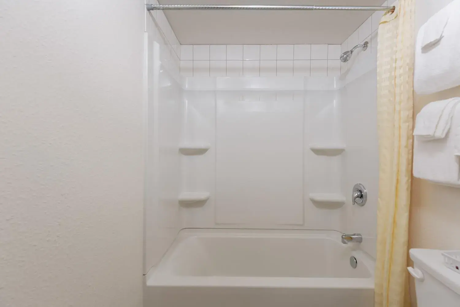 King Room in Miners Inn King Room in Miners Inn