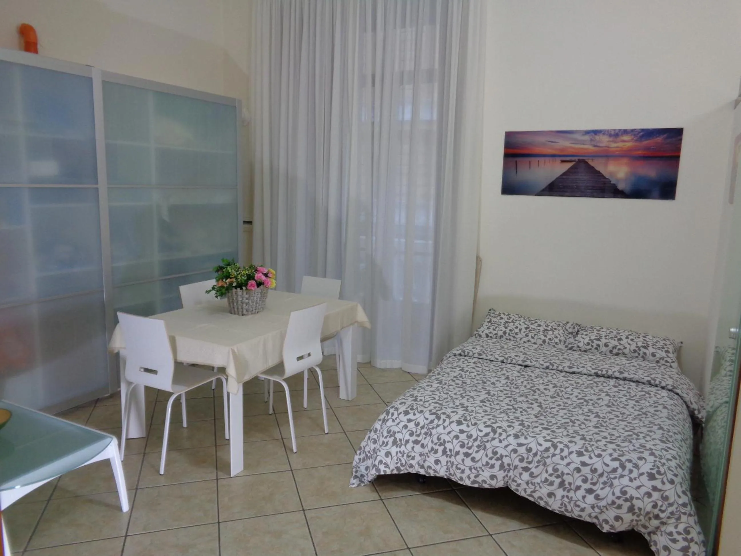 Dining area, Bed in A Dream B&B Napoli