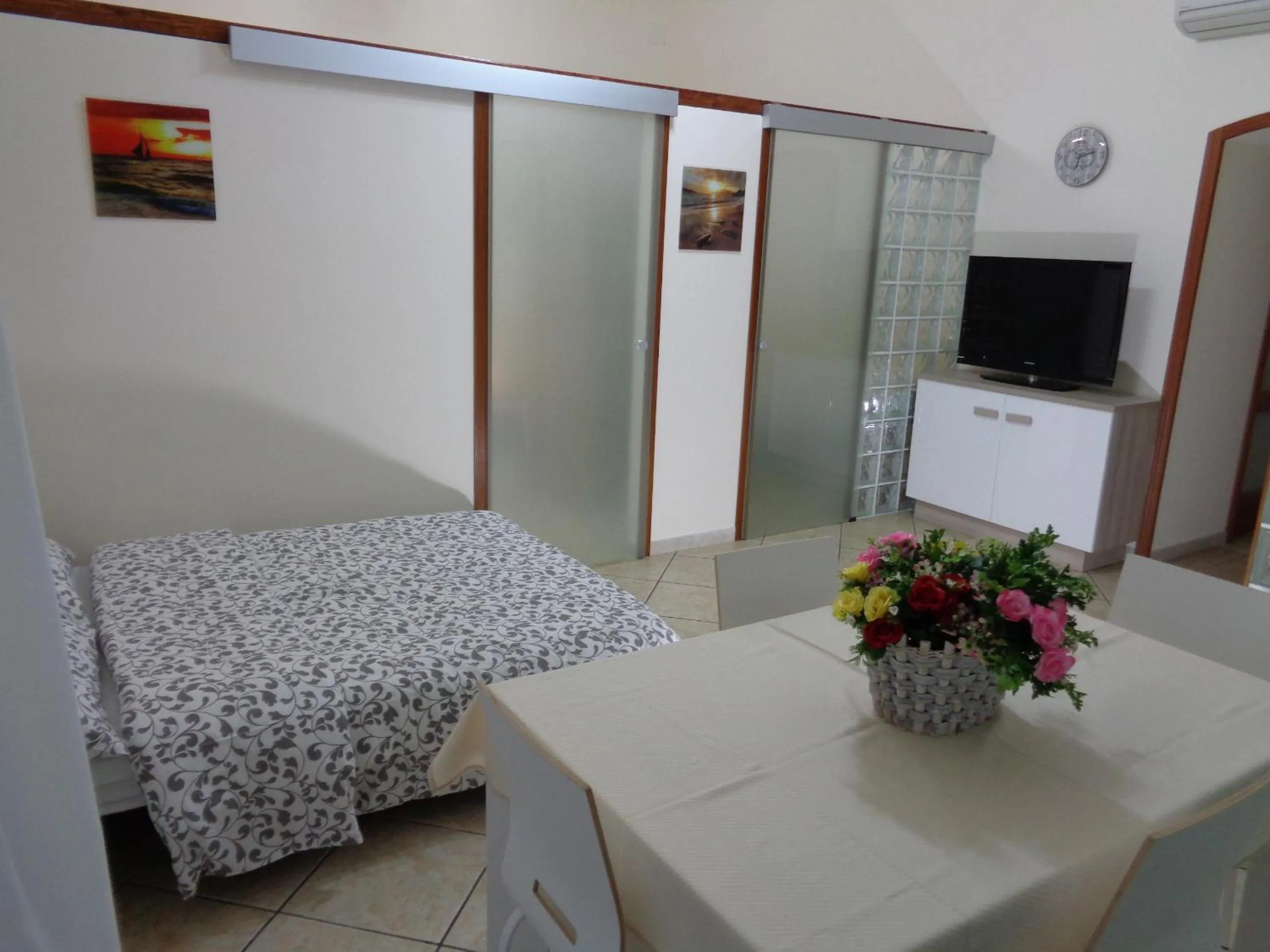 Photo of the whole room, Bed in A Dream B&B Napoli