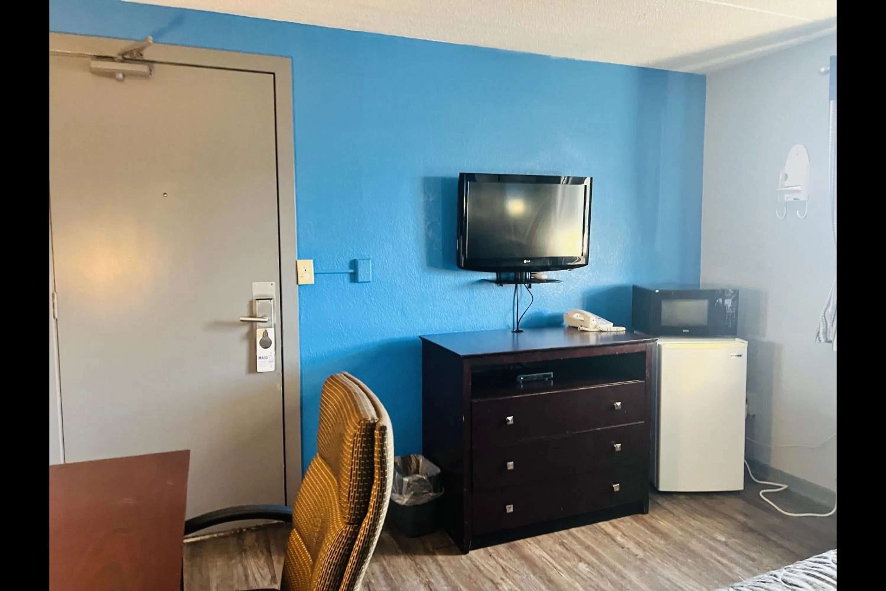 Bedroom in Executive Inn Owatonna Hwy 35