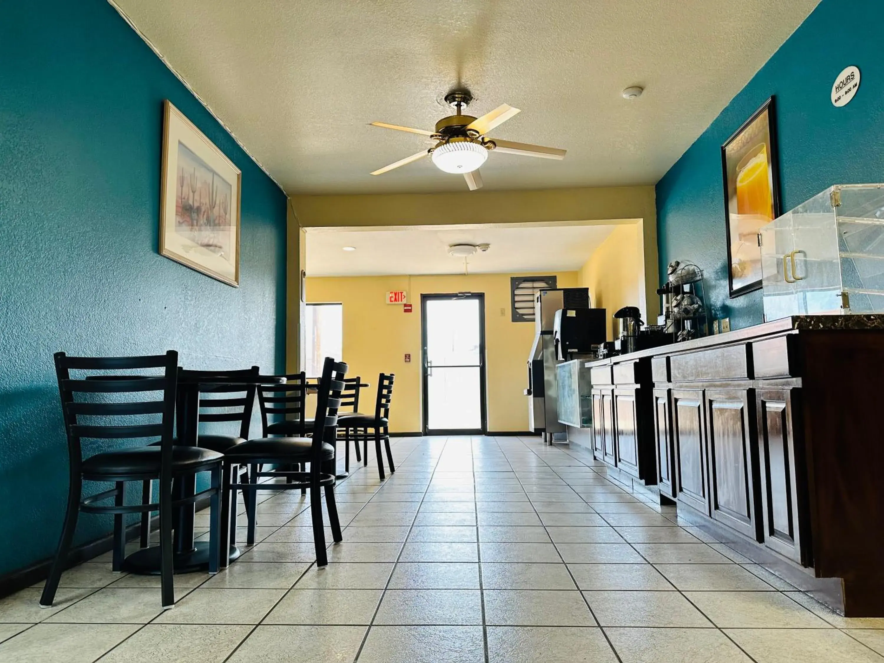 Breakfast in Rodeway Inn Winslow I-40 Breakfast in Rodeway Inn Winslow I-40