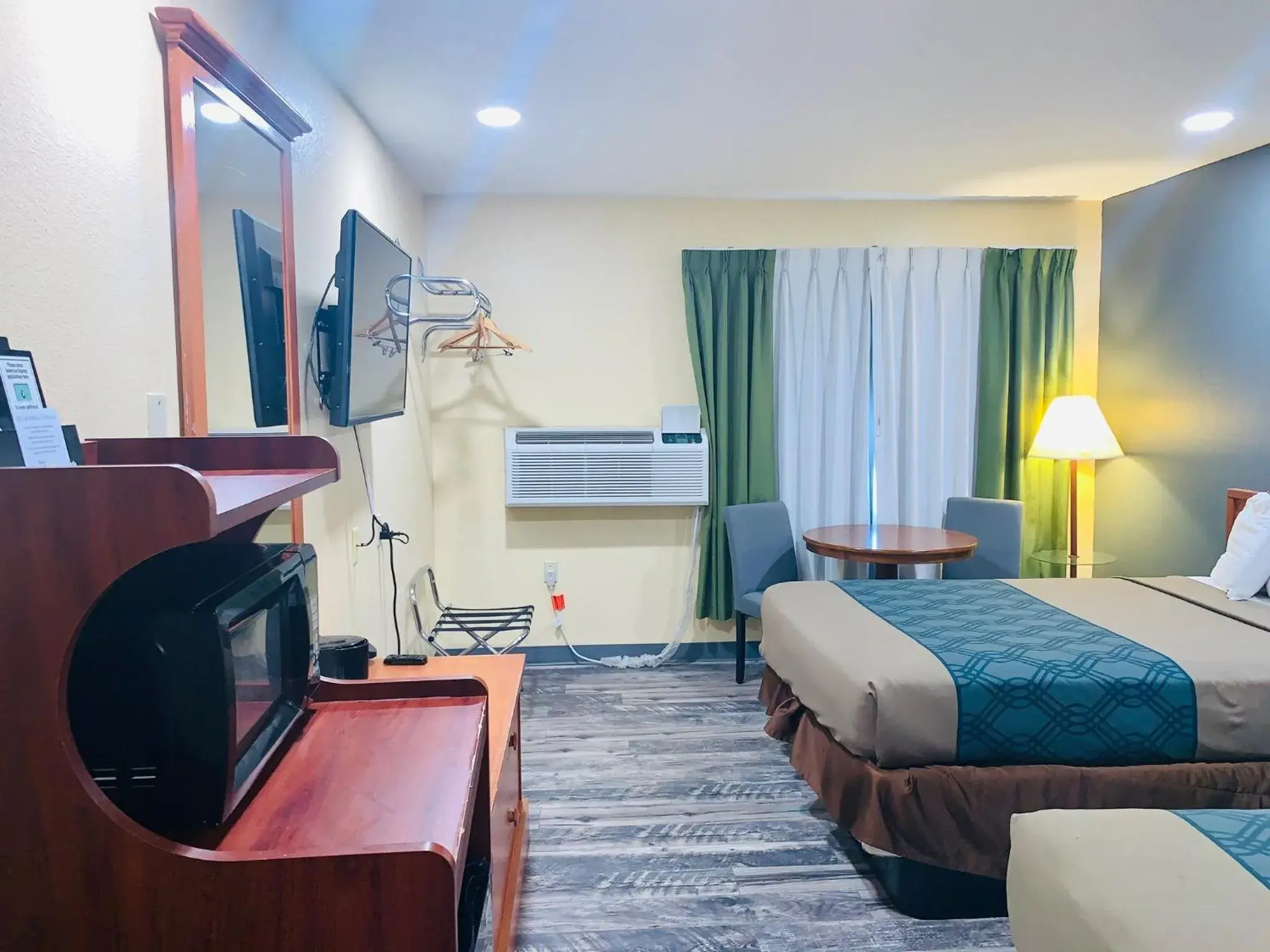 Bed in Rodeway Inn Winslow I-40 Bed in Rodeway Inn Winslow I-40