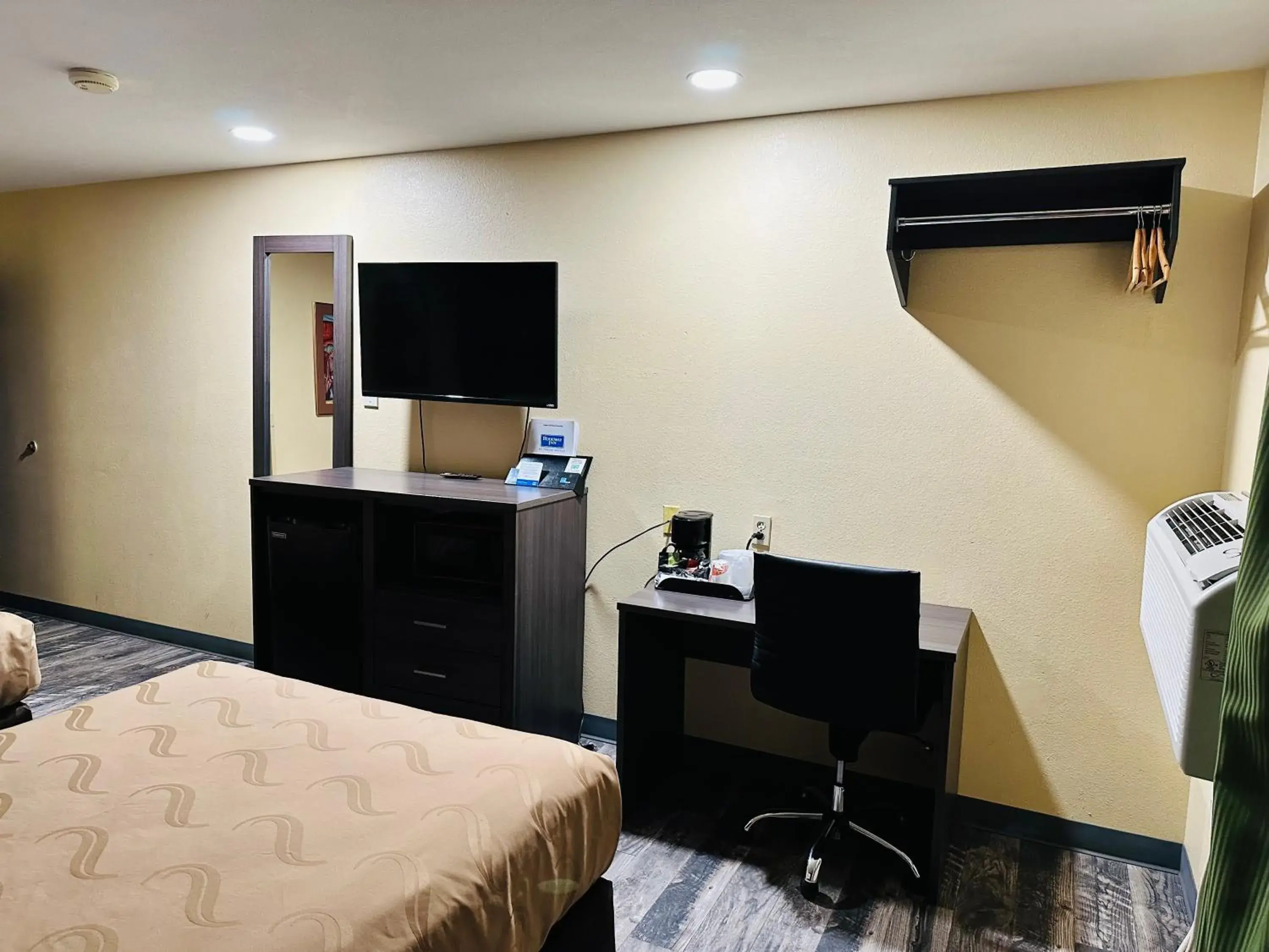 Bed in Rodeway Inn Winslow I-40 Bed in Rodeway Inn Winslow I-40