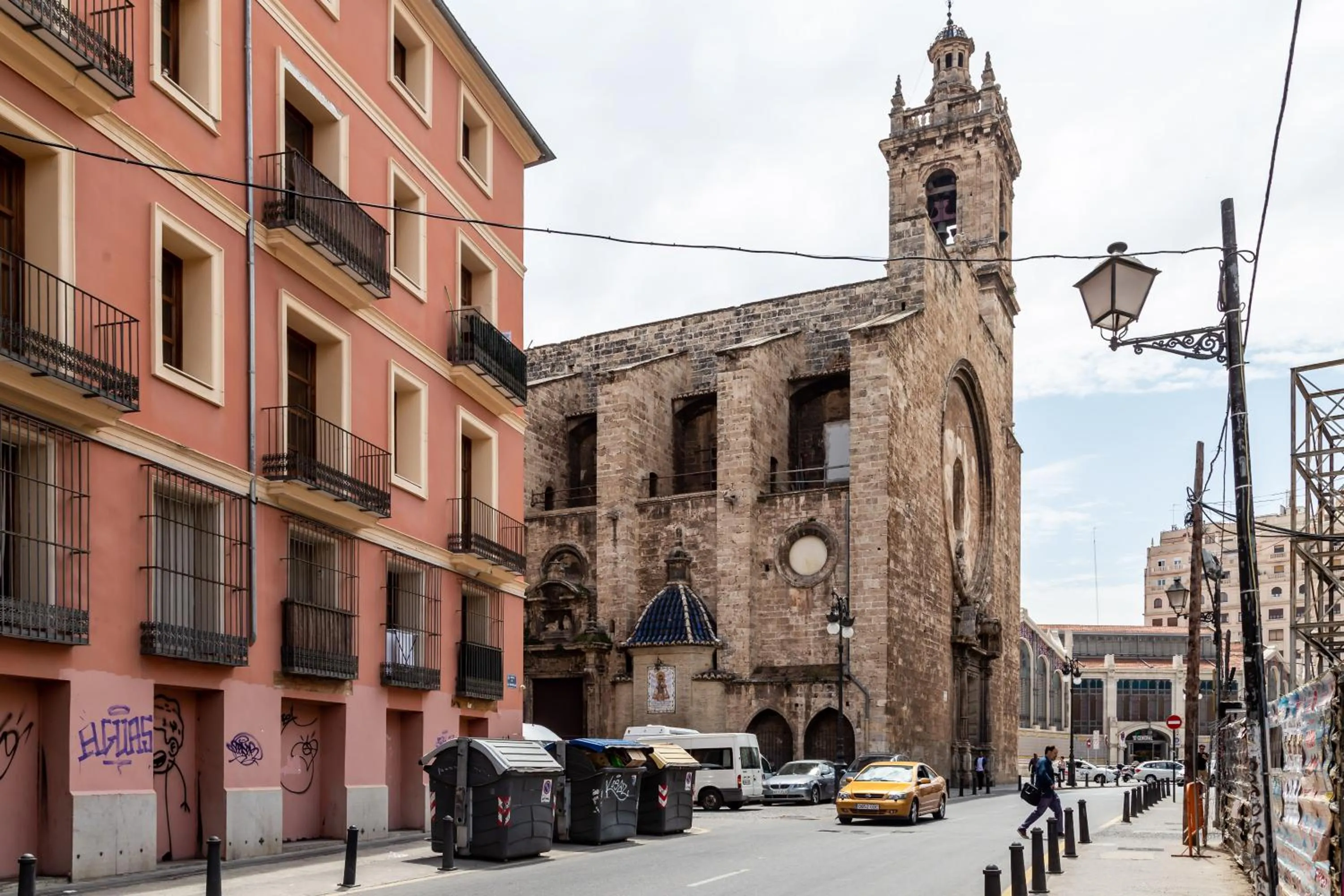Place of worship in Travel Habitat Ático Ciutat Vella.