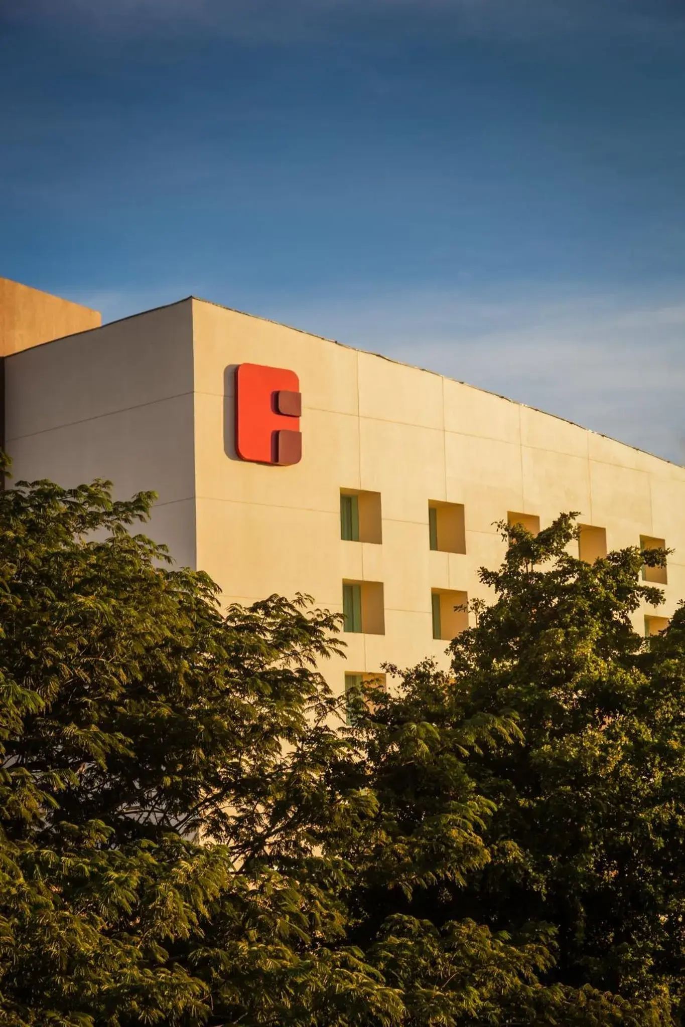 Property building in Fiesta Inn Culiacan Property building in Fiesta Inn Culiacan