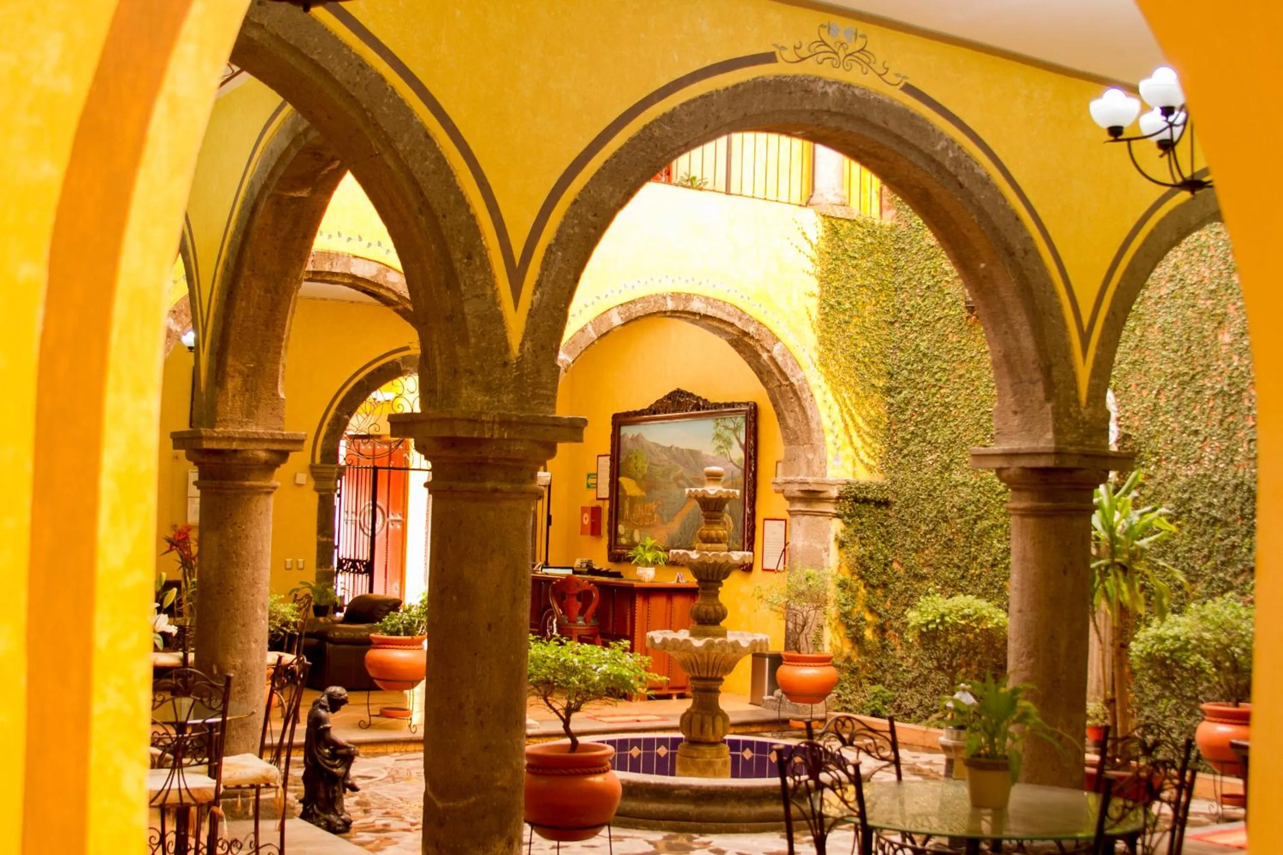 Property building in Hotel Casa Dulce Maria