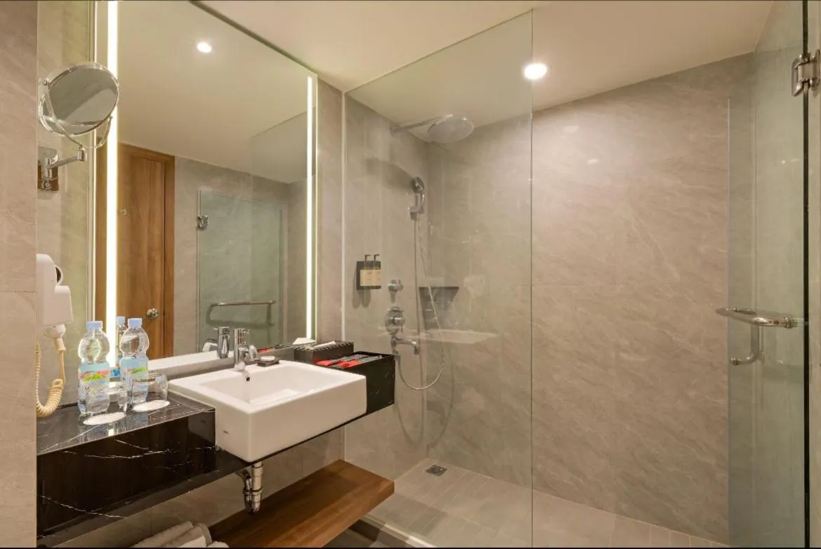 Toilet in The Premiere Pekanbaru