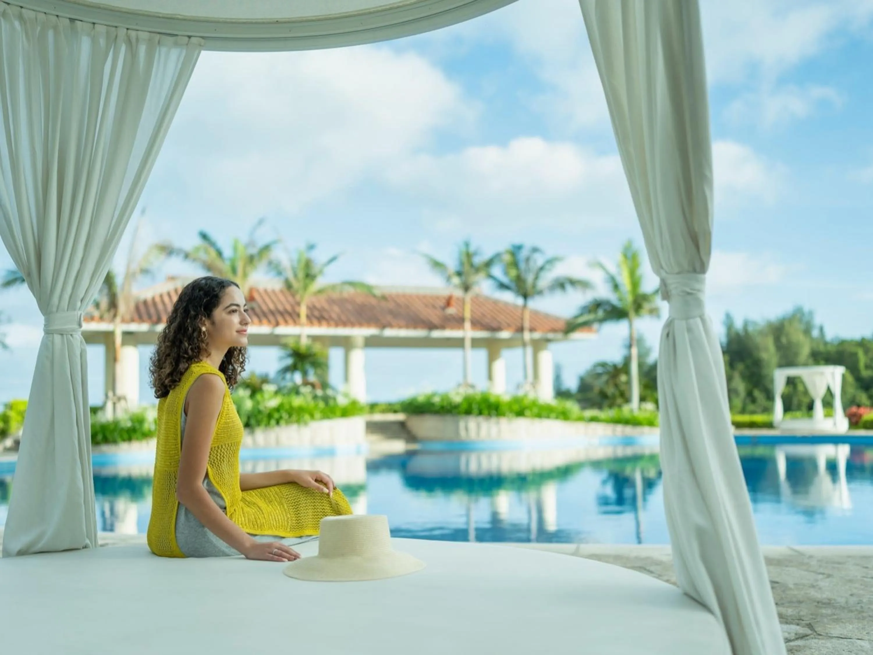 Area and facilities in Oriental Hotel Okinawa Resort & Spa