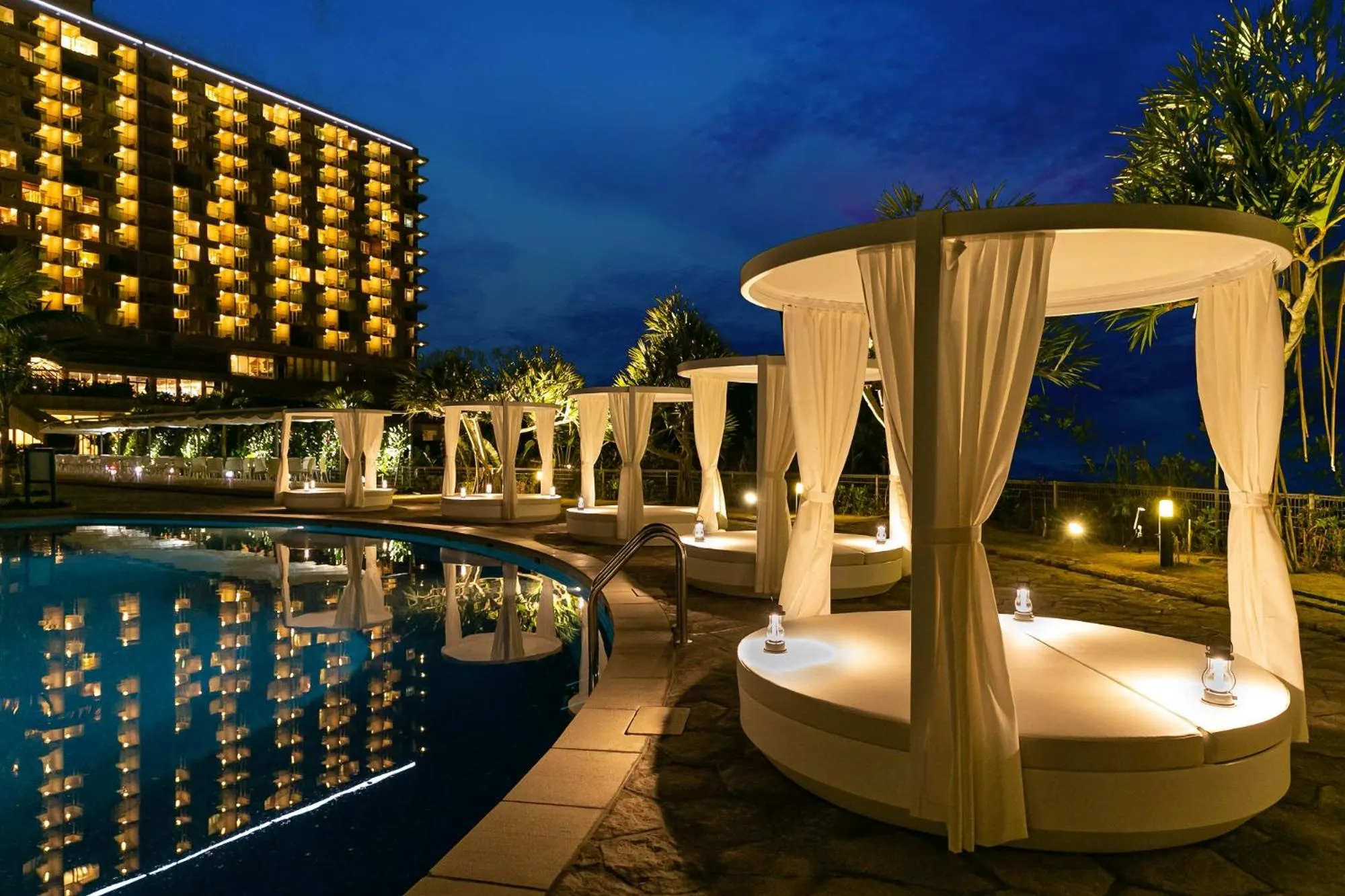 Swimming pool in Oriental Hotel Okinawa Resort & Spa