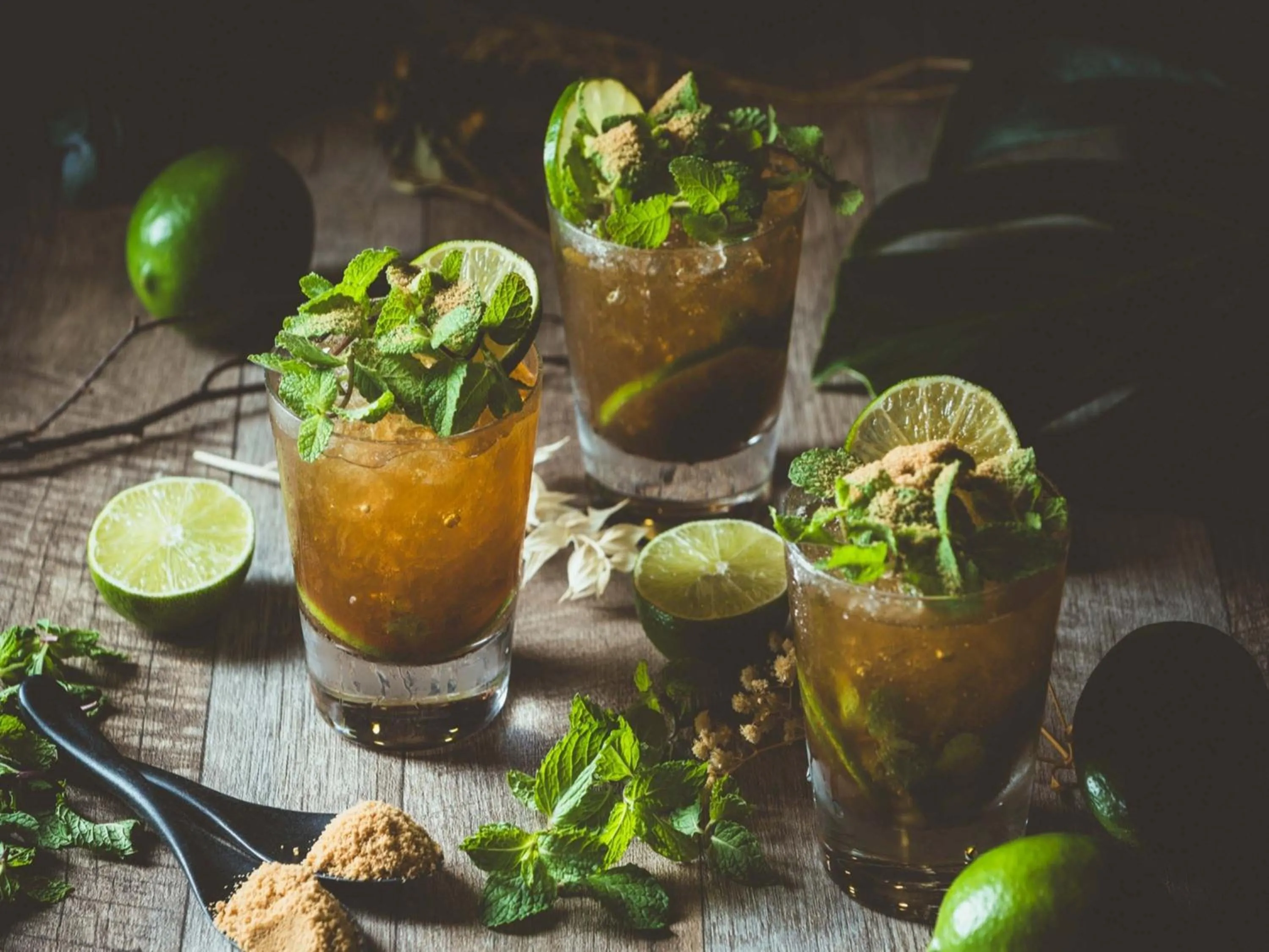 Lounge or bar in Oriental Hotel Okinawa Resort & Spa