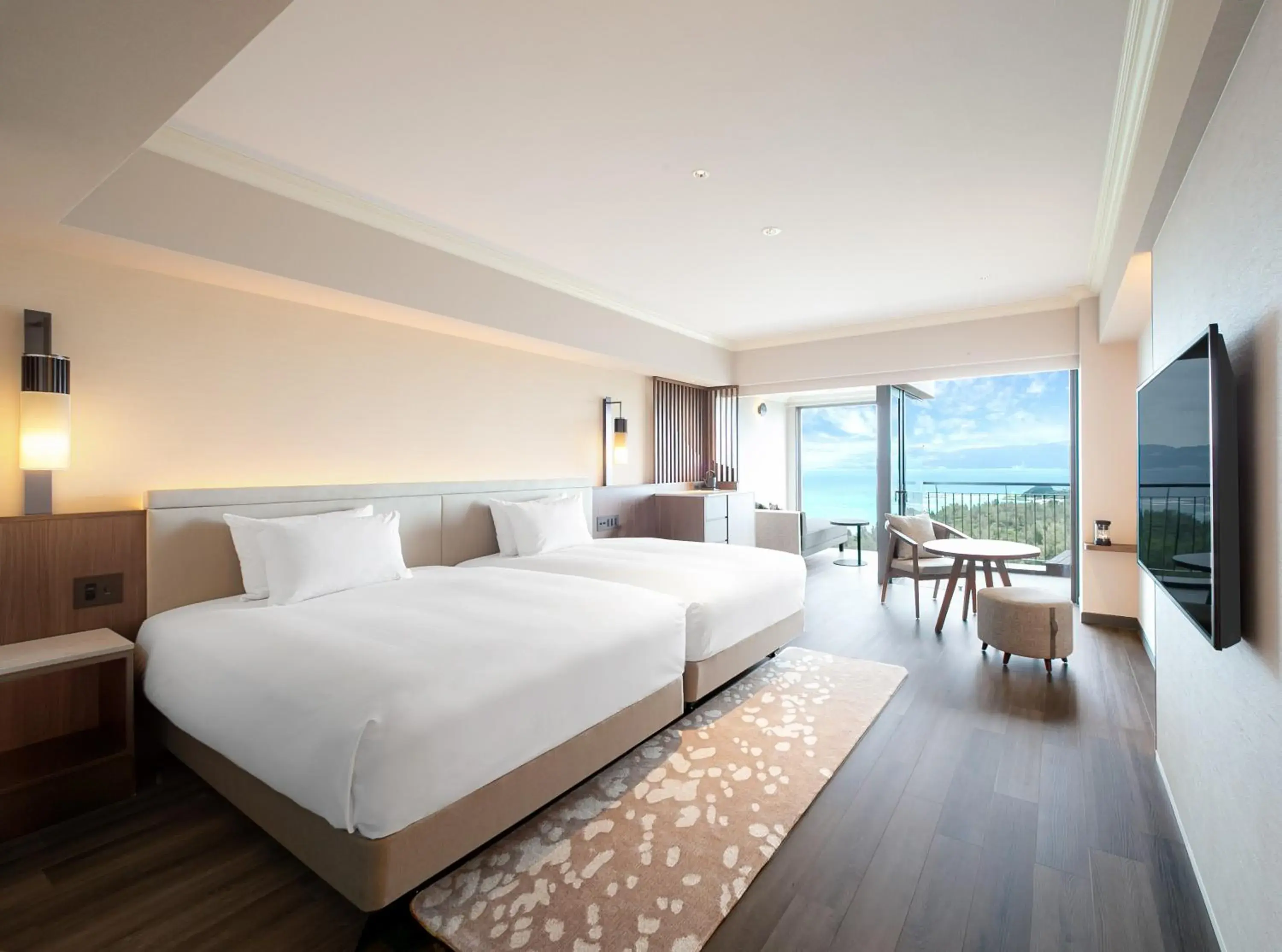 Photo of the whole room, Bed in Oriental Hotel Okinawa Resort & Spa Photo of the whole room, Bed in Oriental Hotel Okinawa Resort & Spa