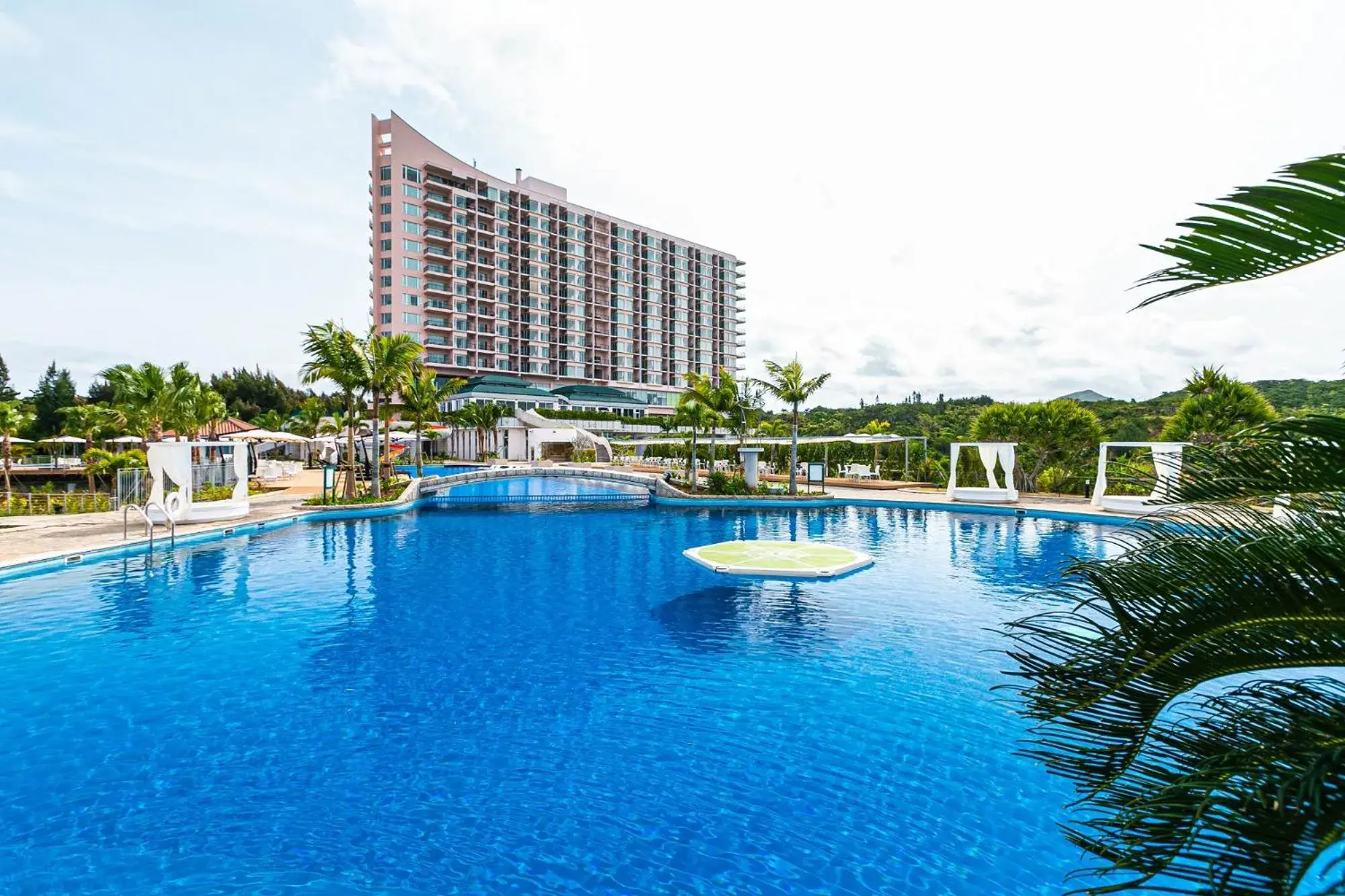 Property building in Oriental Hotel Okinawa Resort & Spa Property building in Oriental Hotel Okinawa Resort & Spa