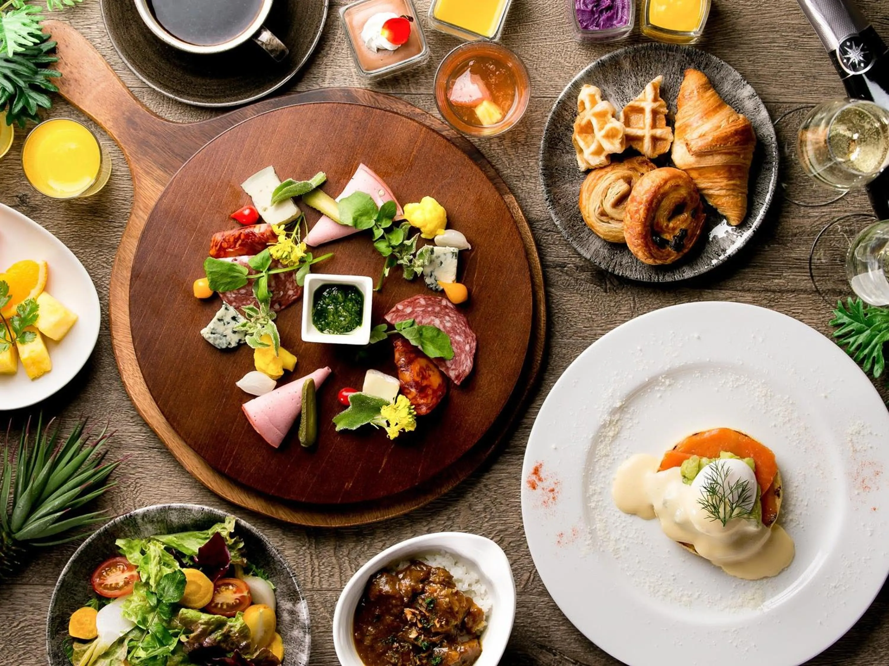 Restaurant/places to eat in Oriental Hotel Okinawa Resort & Spa