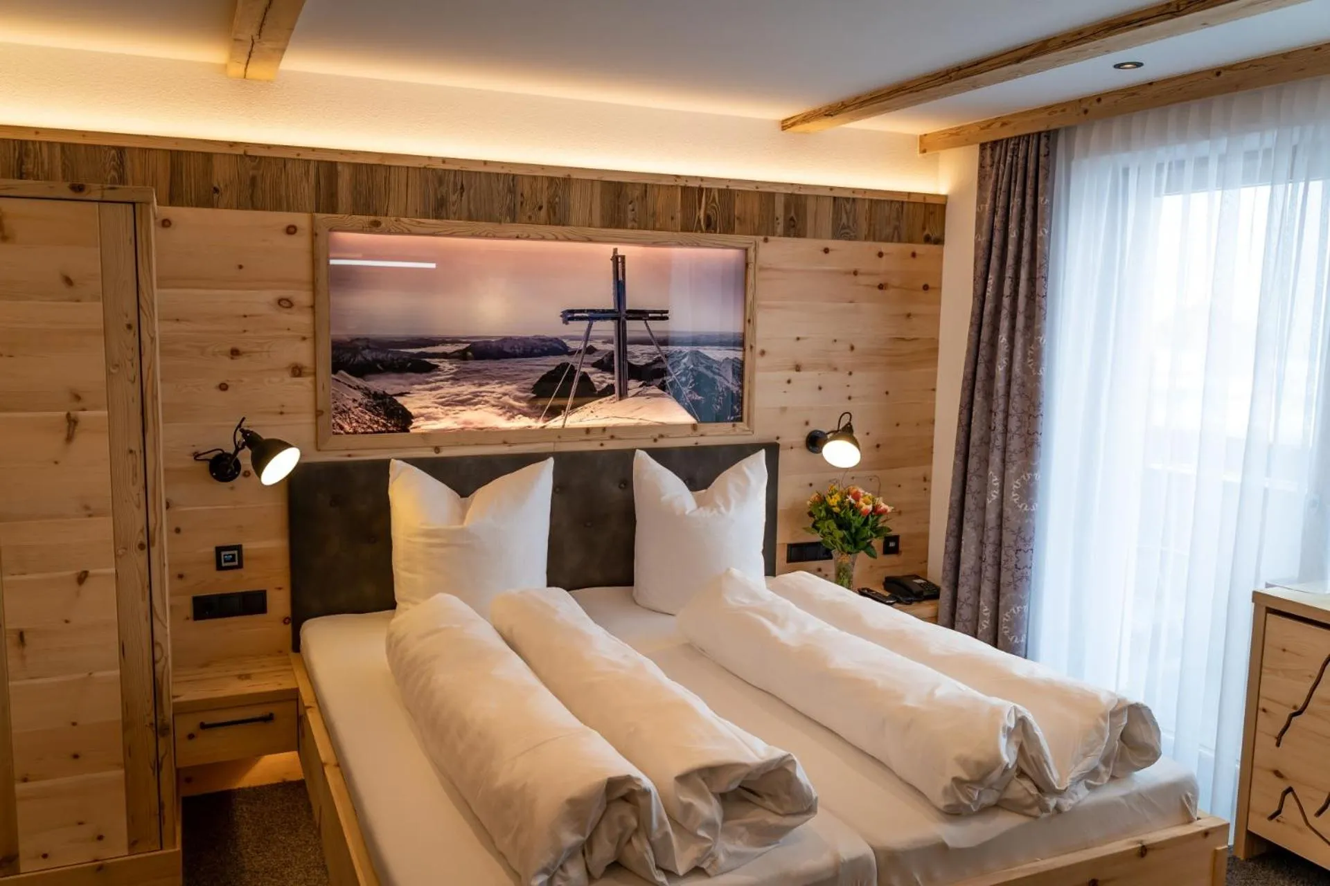 Photo of the whole room, Bed in Hotel Huber Hochland