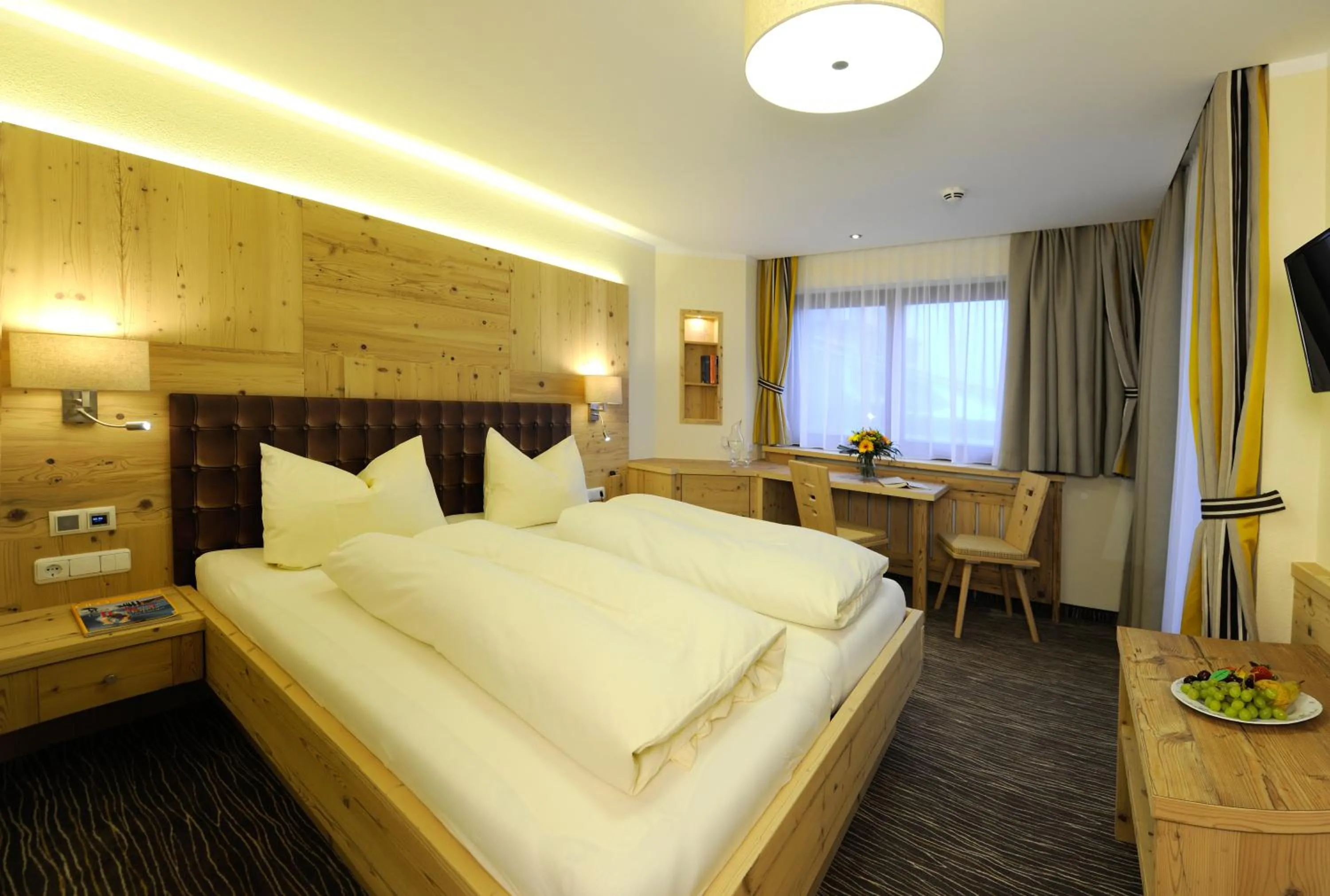 Bed in Hotel Huber Hochland