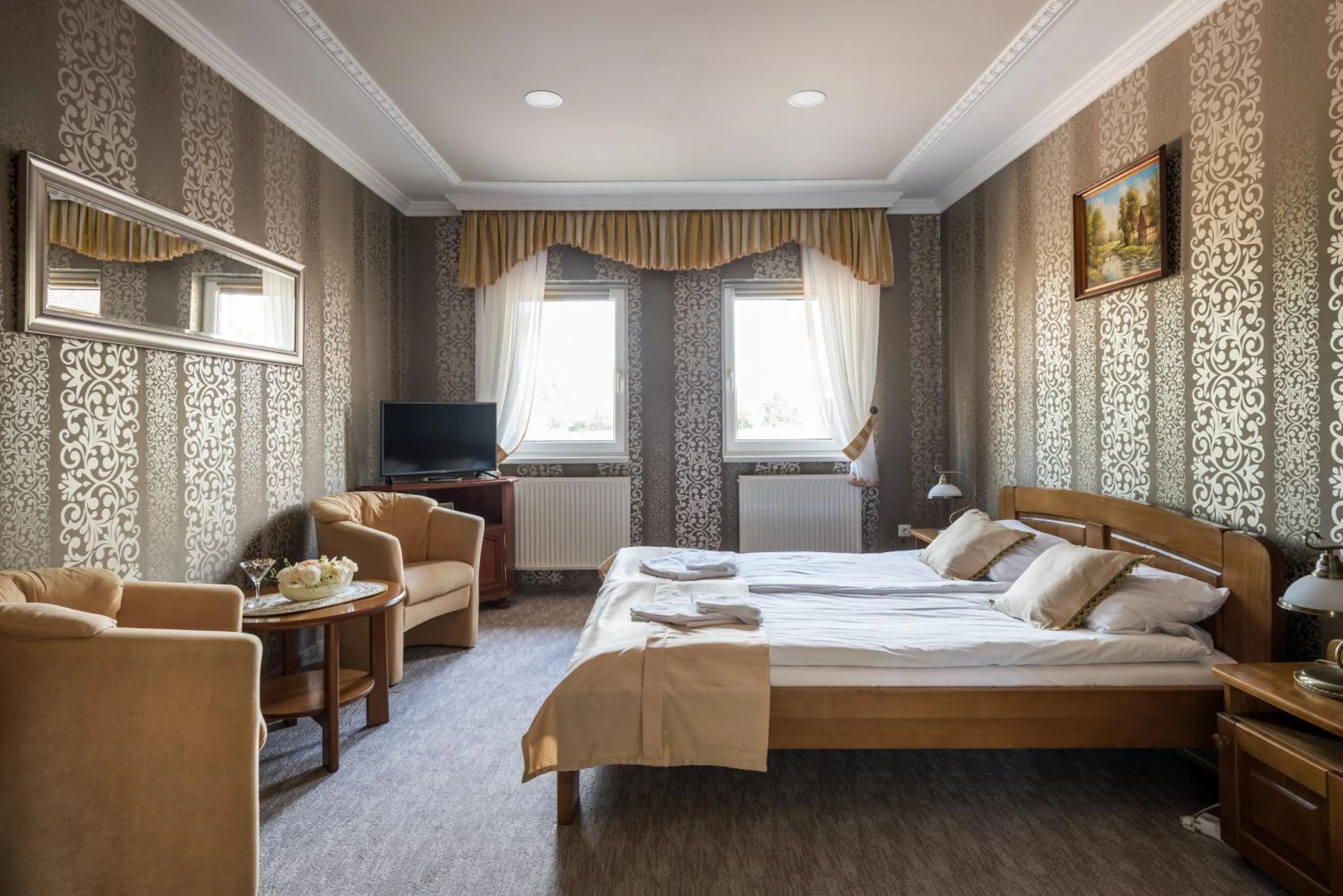 Bedroom, Bed in Hotel Bíbic és Tüskevár Étterem és Horgásztó