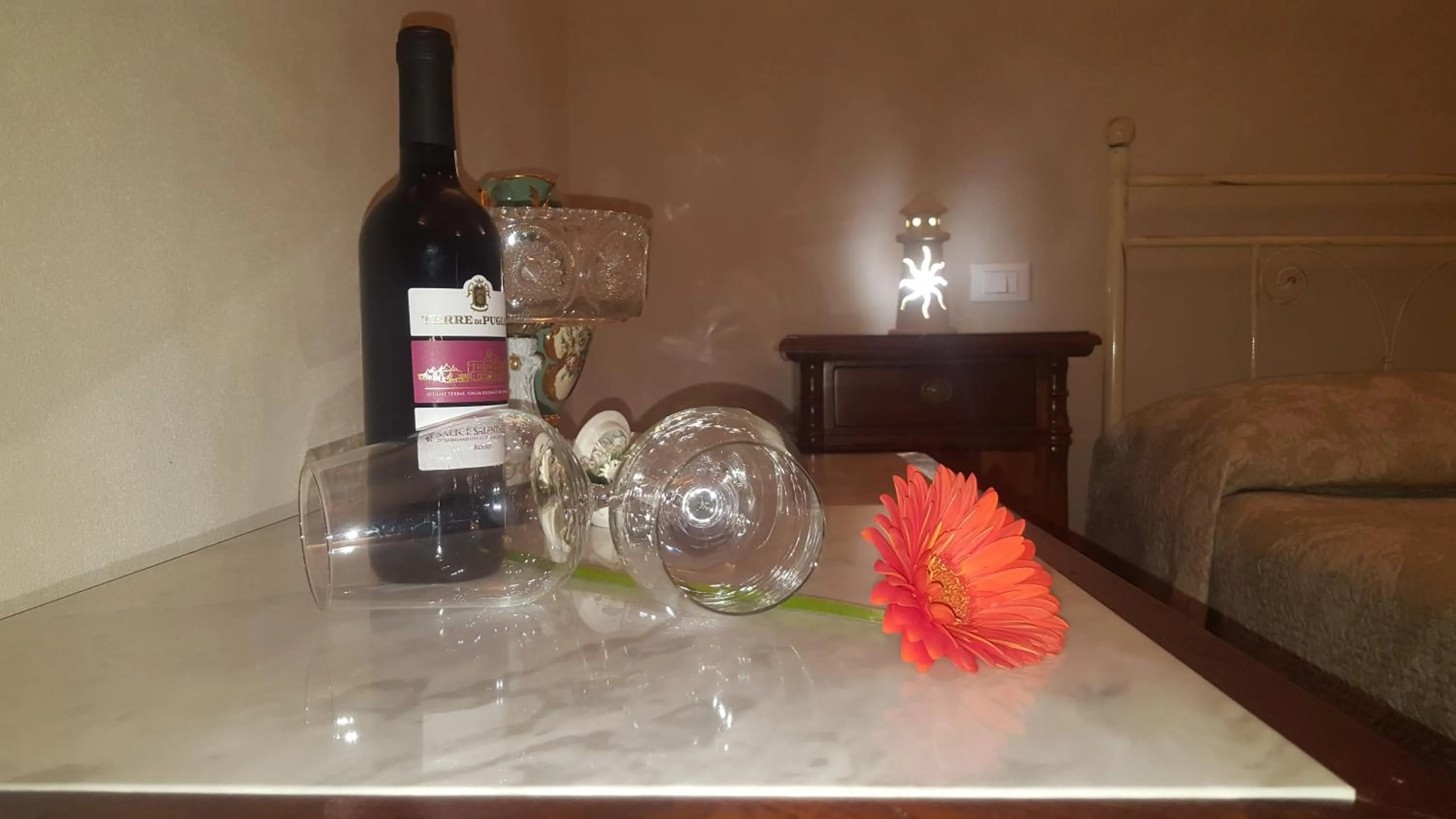 Drinks in Torres Suite