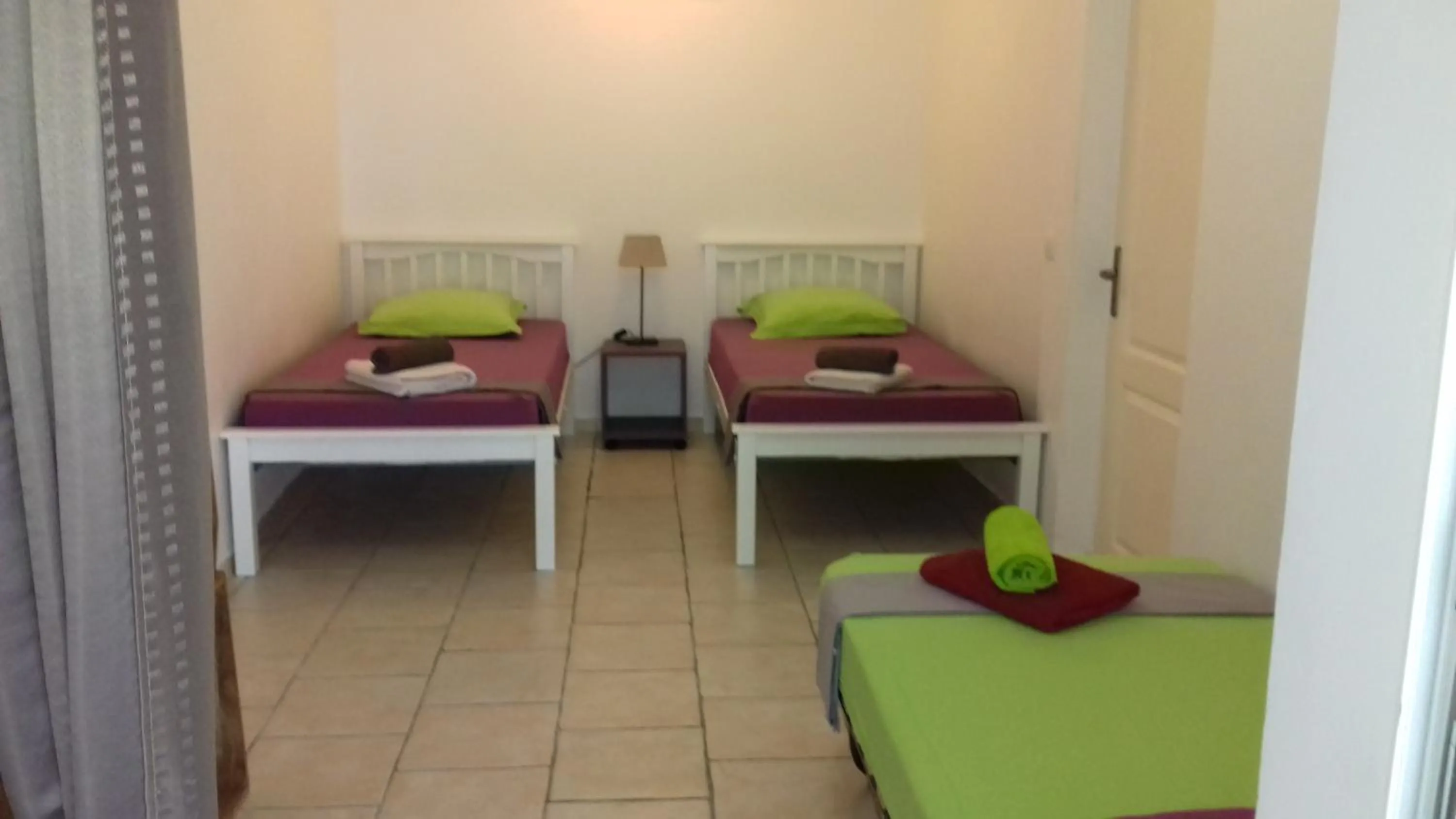 Bedroom, Bed in Ilet Blanc