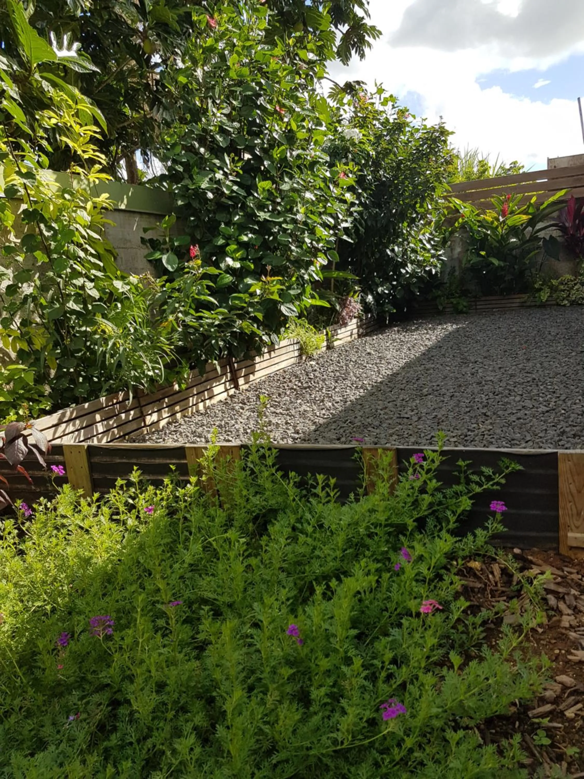 Garden in Ilet Blanc